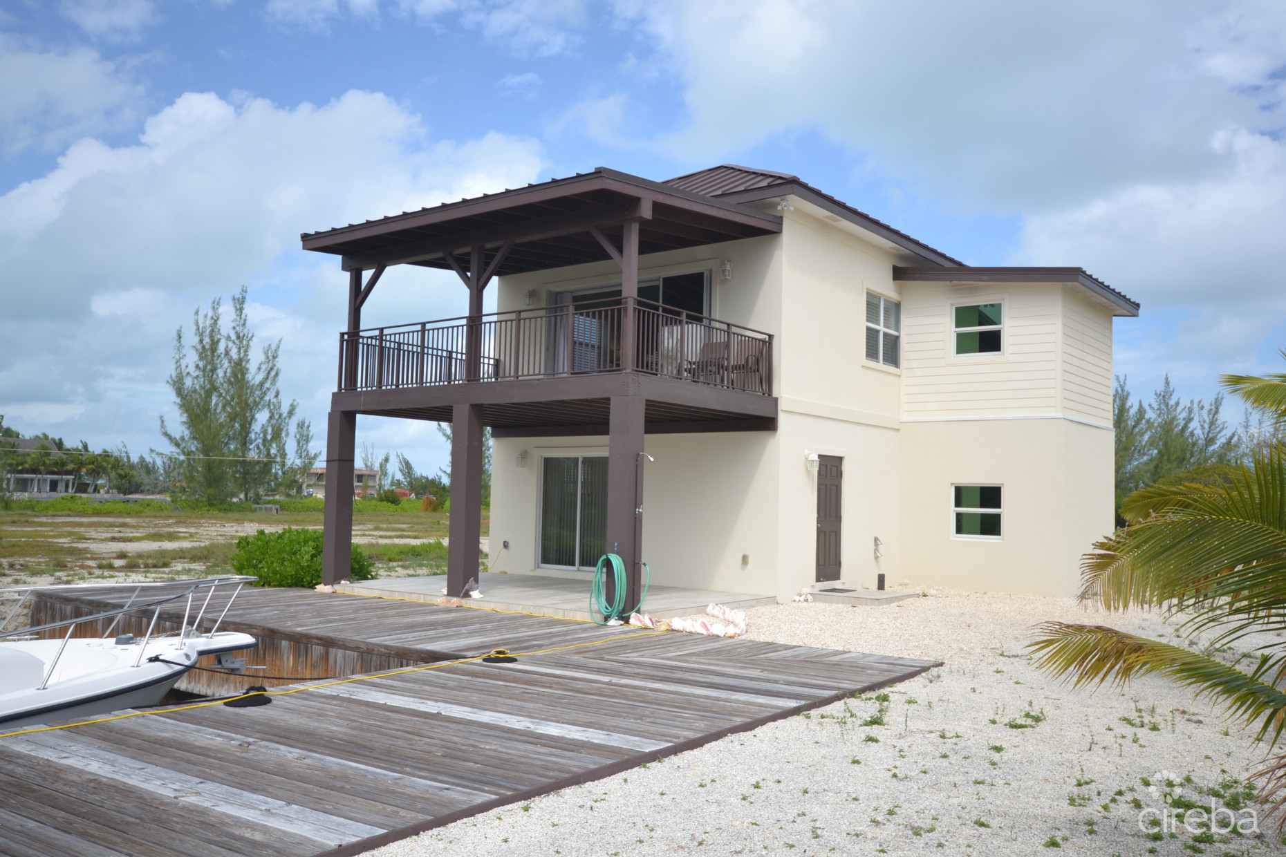 MANGROVE POINT 2 BEDROOM COTTAGE WITH BOAT SLIP