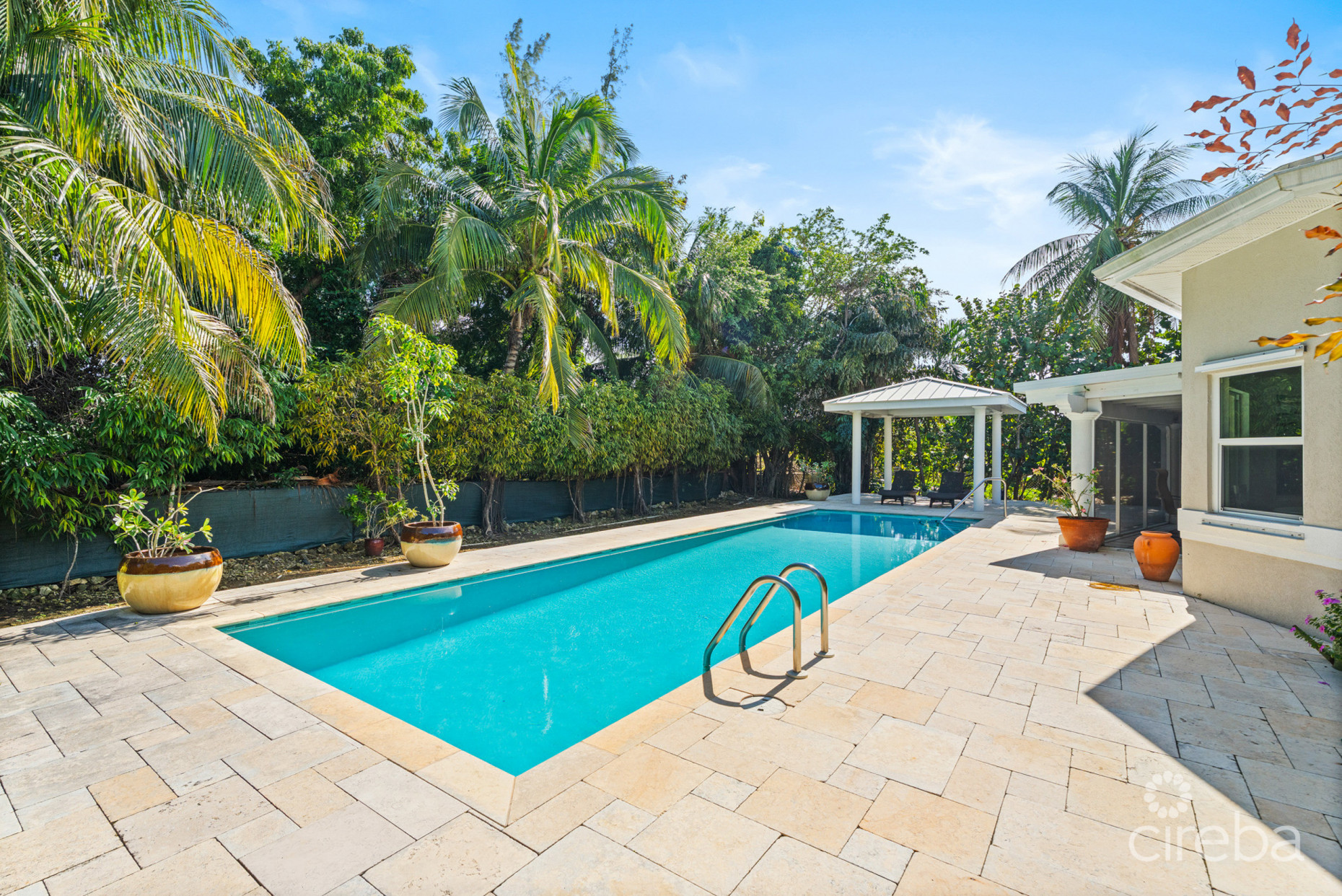 JACARANDA COURT 35, SOUTH SOUND HOME