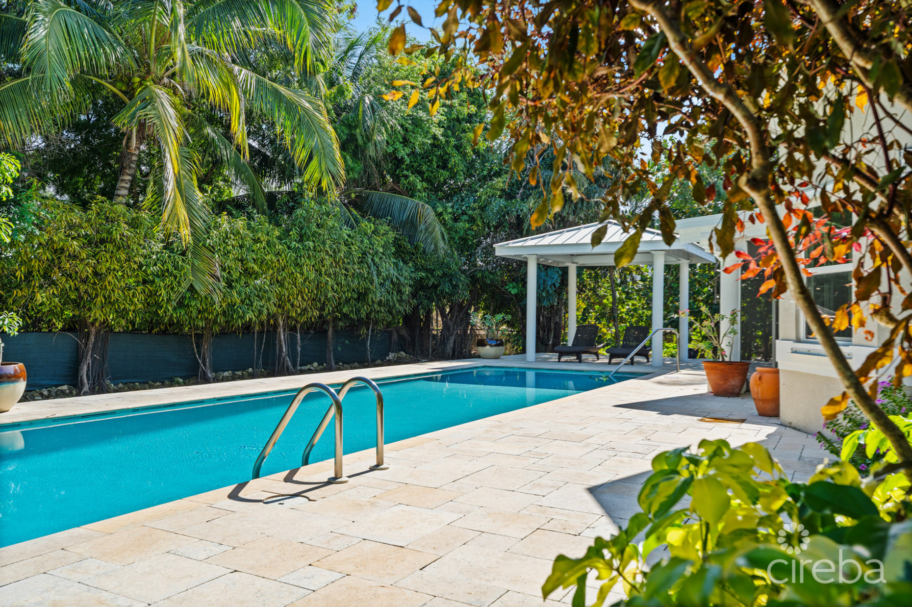 JACARANDA COURT 35, SOUTH SOUND HOME