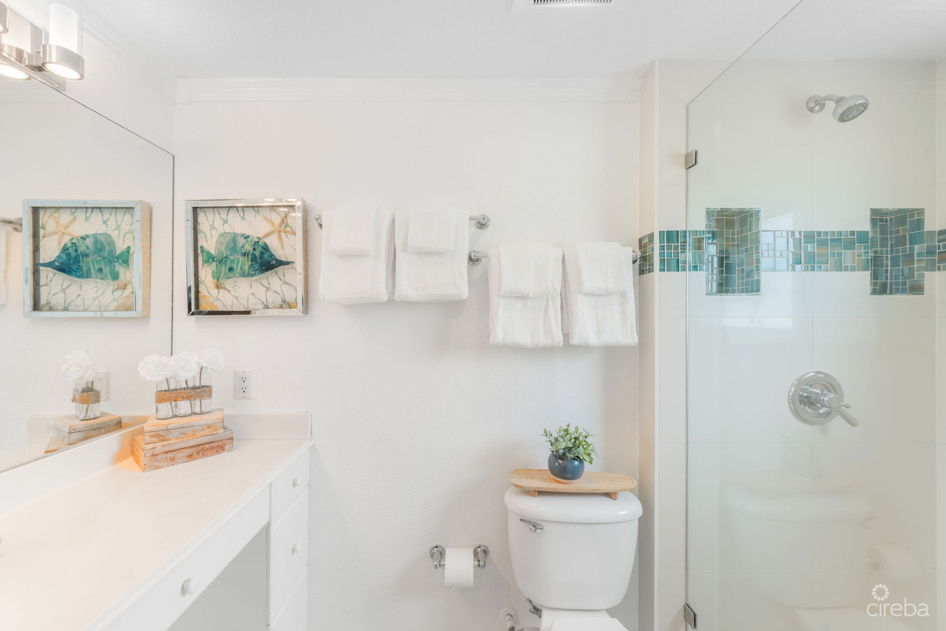 OCEANFRONT SPACIOUS GROUND FLOOR OCEAN POINTE VILLAS