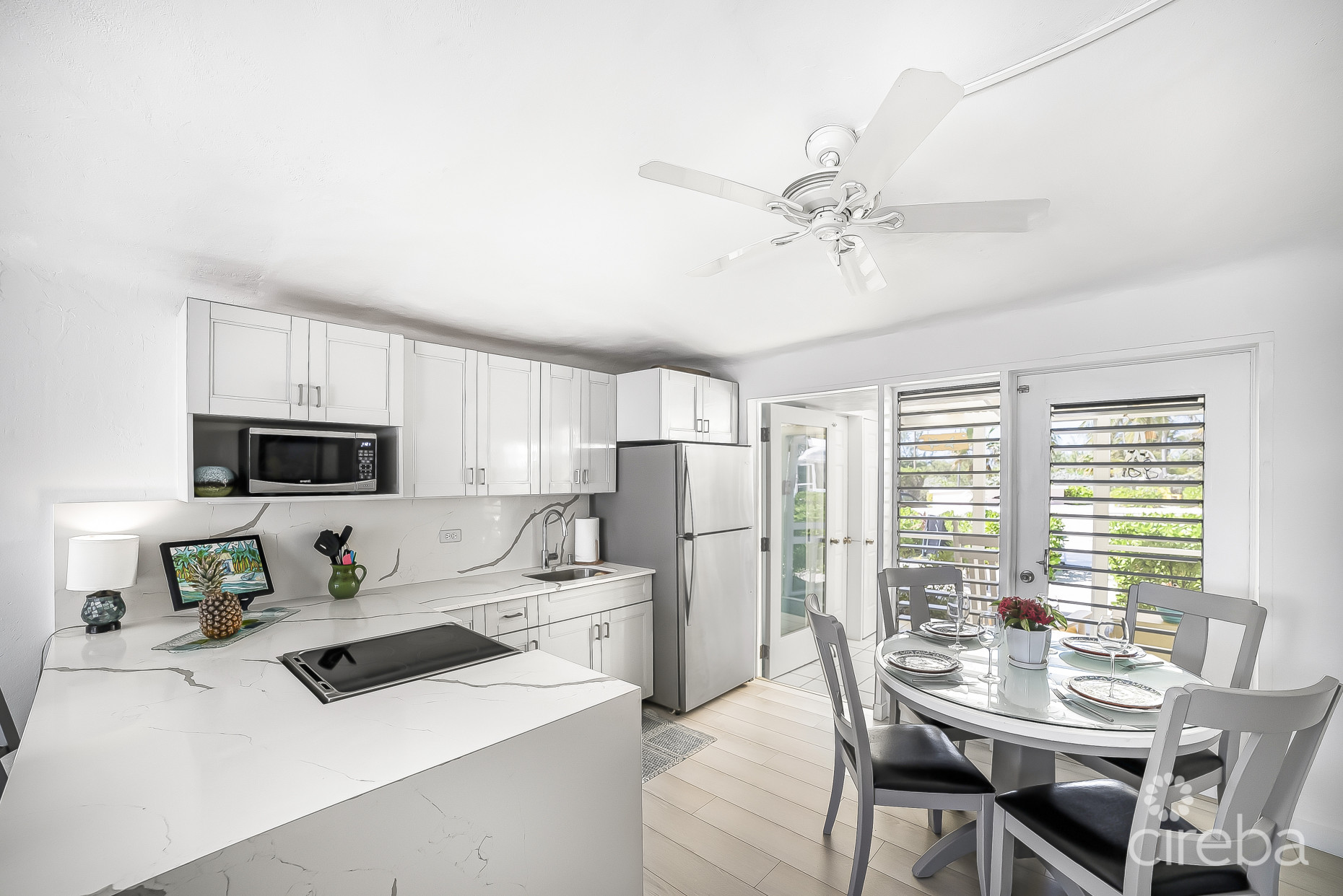 SEA LODGES OF CAYMAN KAI - PRIME ONE BEDROOM BEACHFRONT CONDO