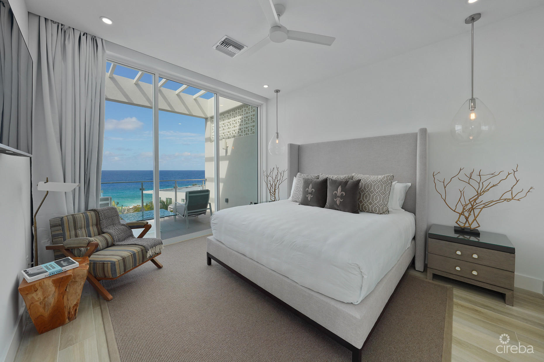 SUNSET POINT - SIGNATURE PENTHOUSE WITH VENDOR FINANCING!