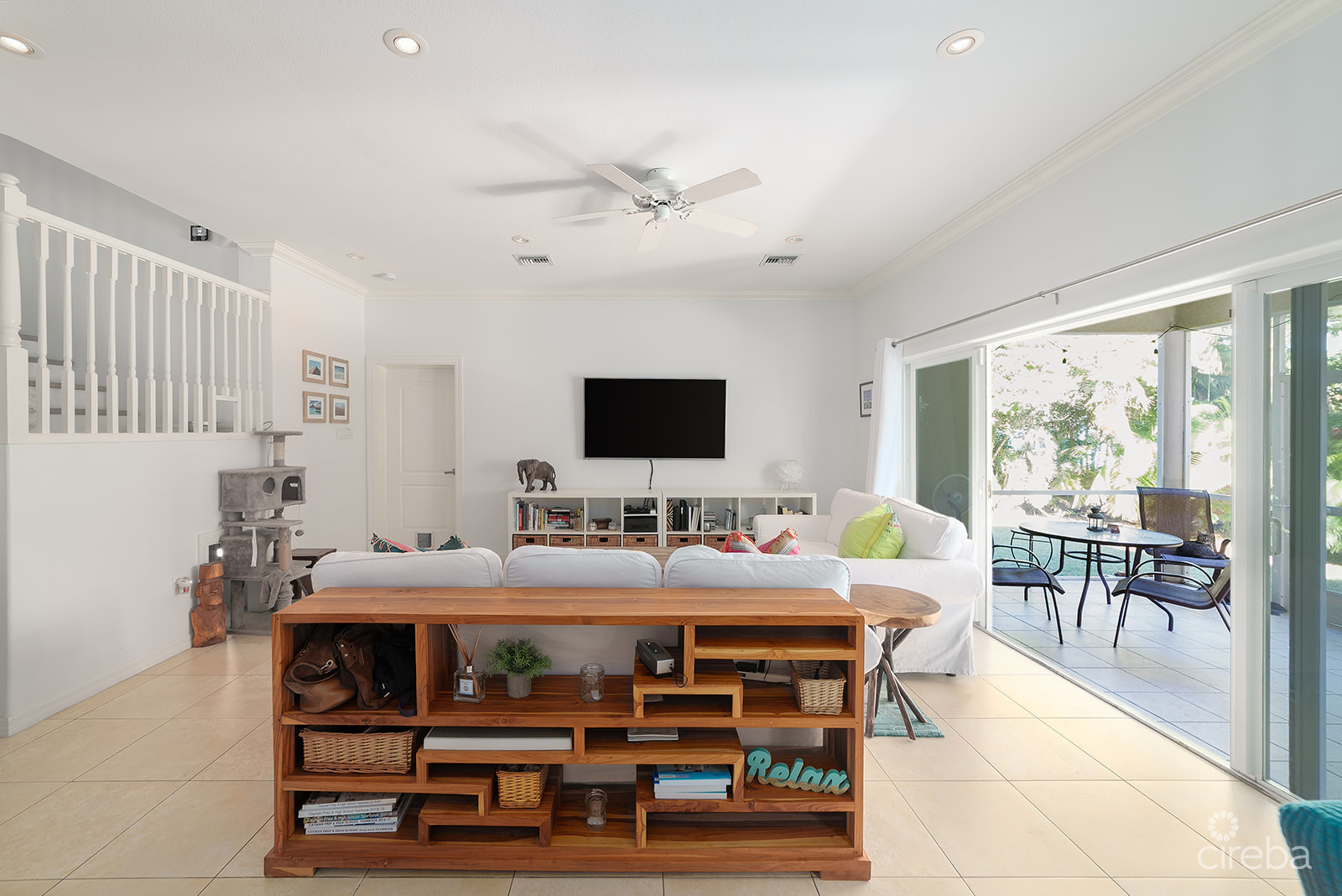 FULLY RENOVATED SAVANNAH GRAND 4 BEDROOM FAMILY HOME