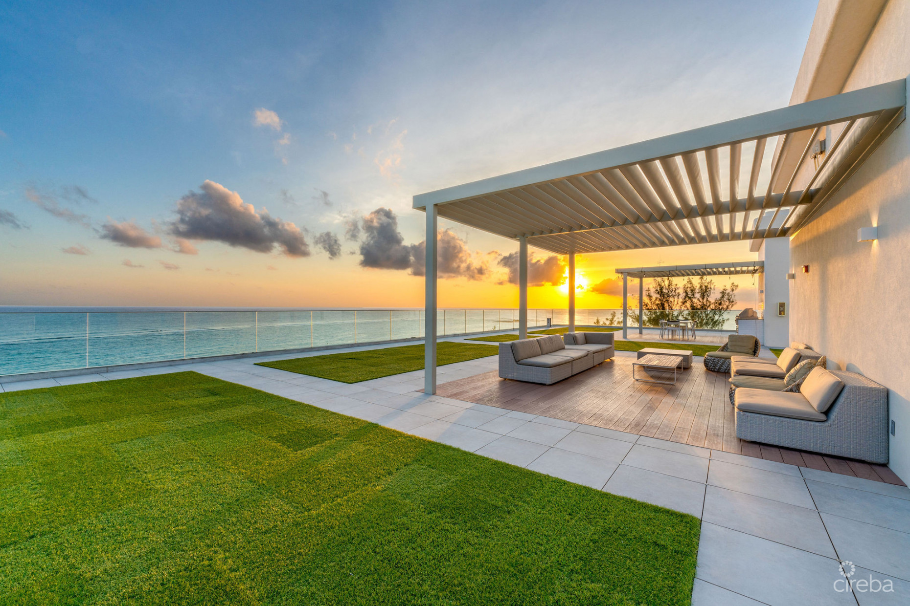 TIDES RESIDENCE 308 - WEST FACING CORNER