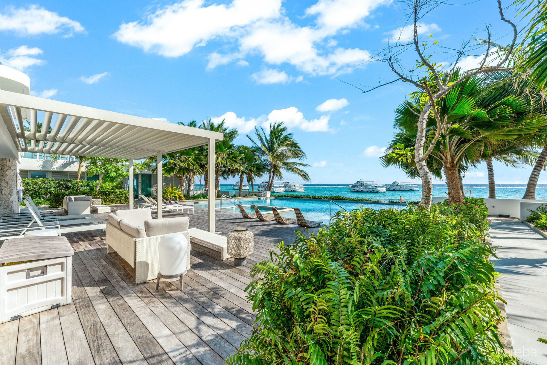 TIDES RESIDENCE 308 - WEST FACING CORNER