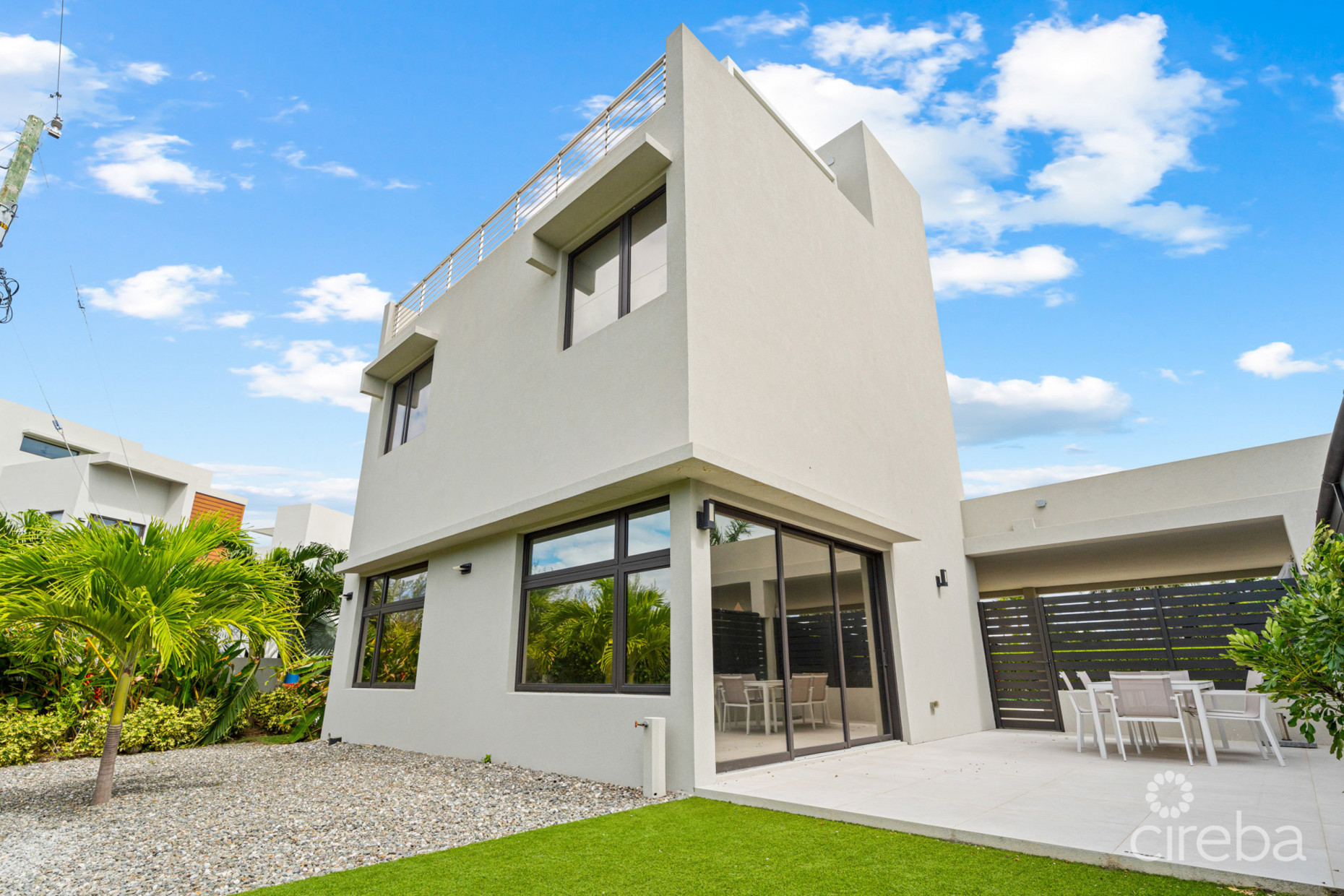 BLUE PALMS 3, WEST BAY END UNIT