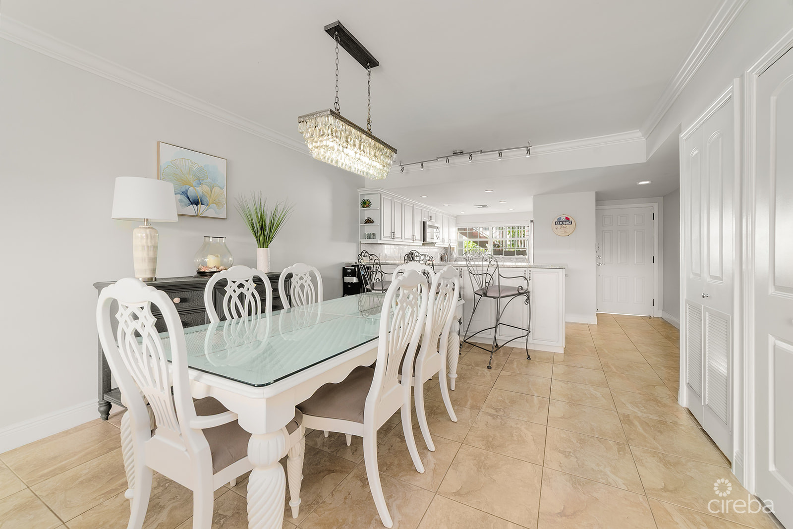 BRITANNIA LIONS COURT  UNIT #213 - 1-BEDROOM GARDEN VIEW CONDO