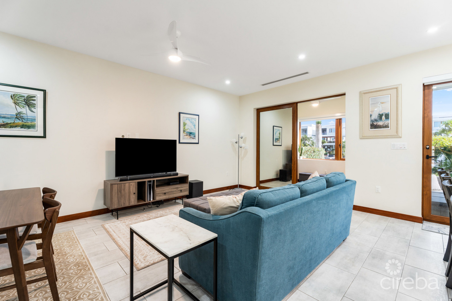 ARVIA  CANAL FRONT 2 BED, 2 BATH  PLUS DEN