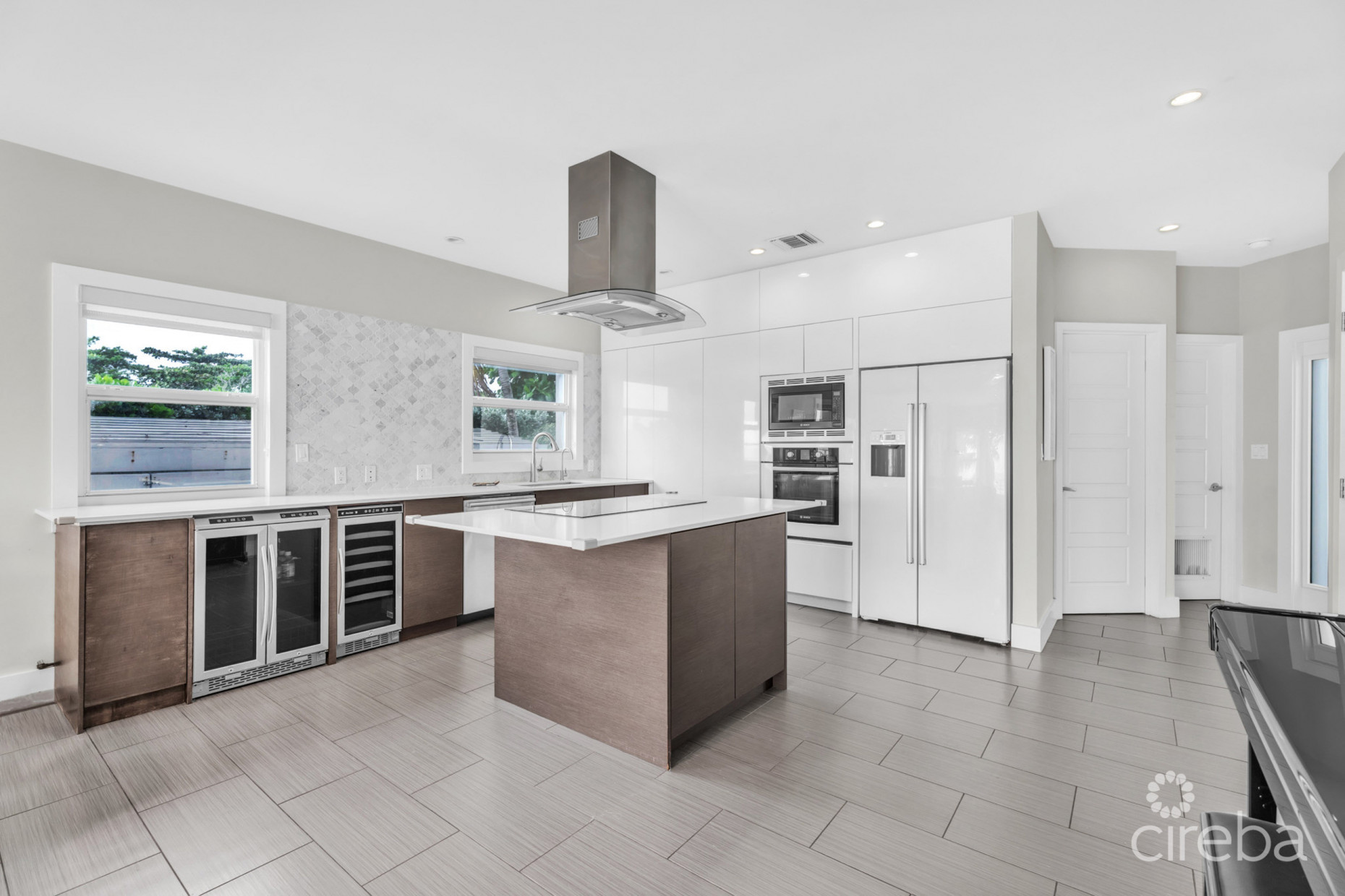 OLD PROSPECT GROVES - OCEANFRONT RESIDENCE #11