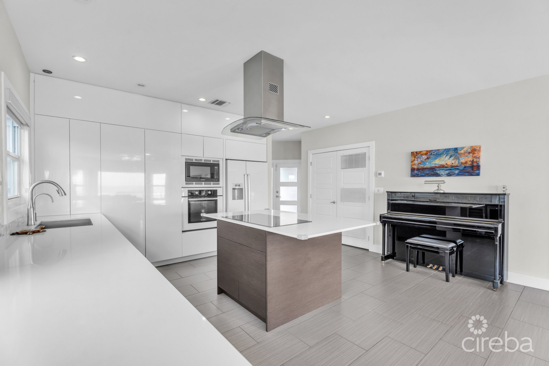 OLD PROSPECT GROVES - OCEANFRONT RESIDENCE #11