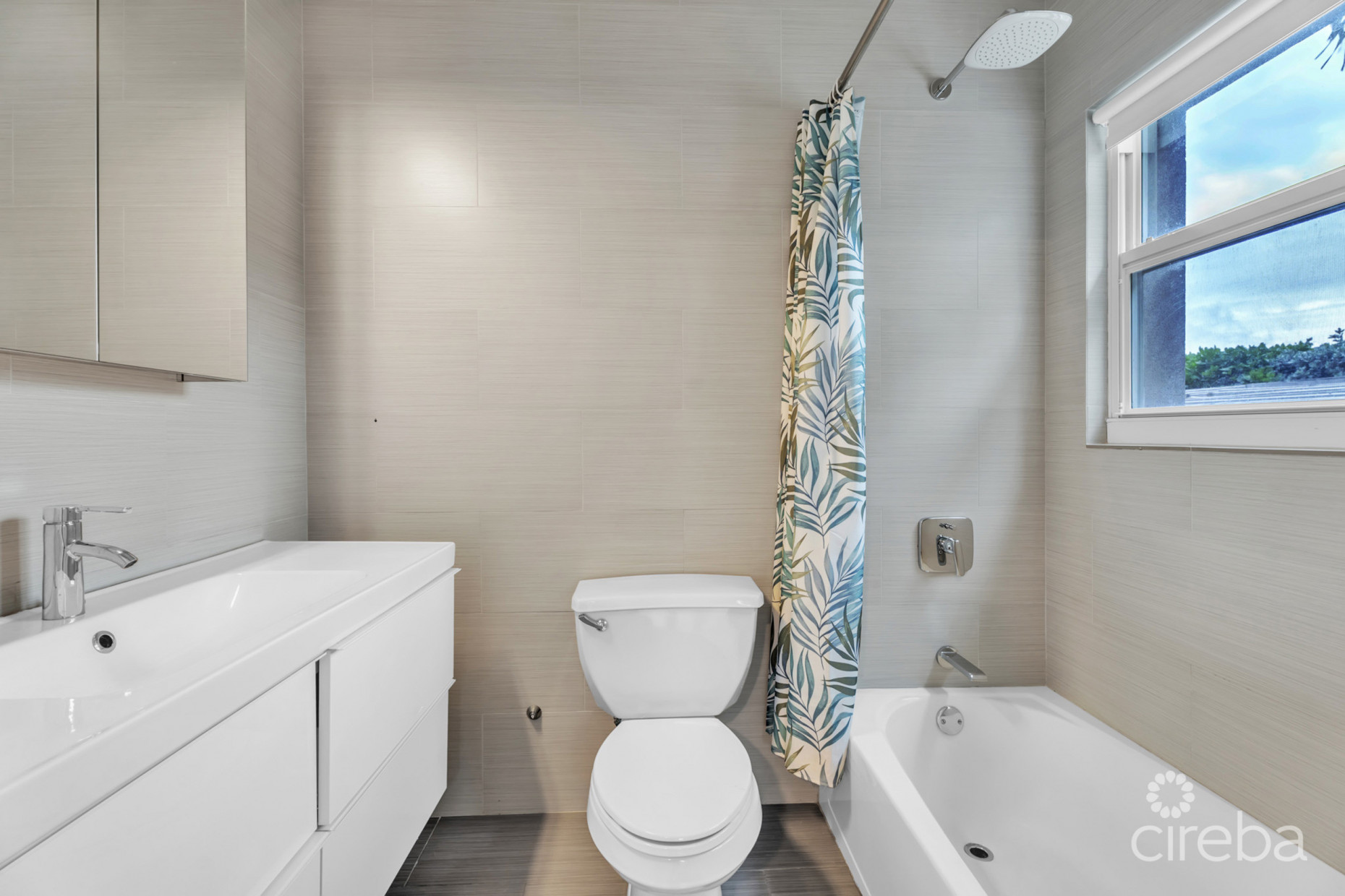 OLD PROSPECT GROVES - OCEANFRONT RESIDENCE #11