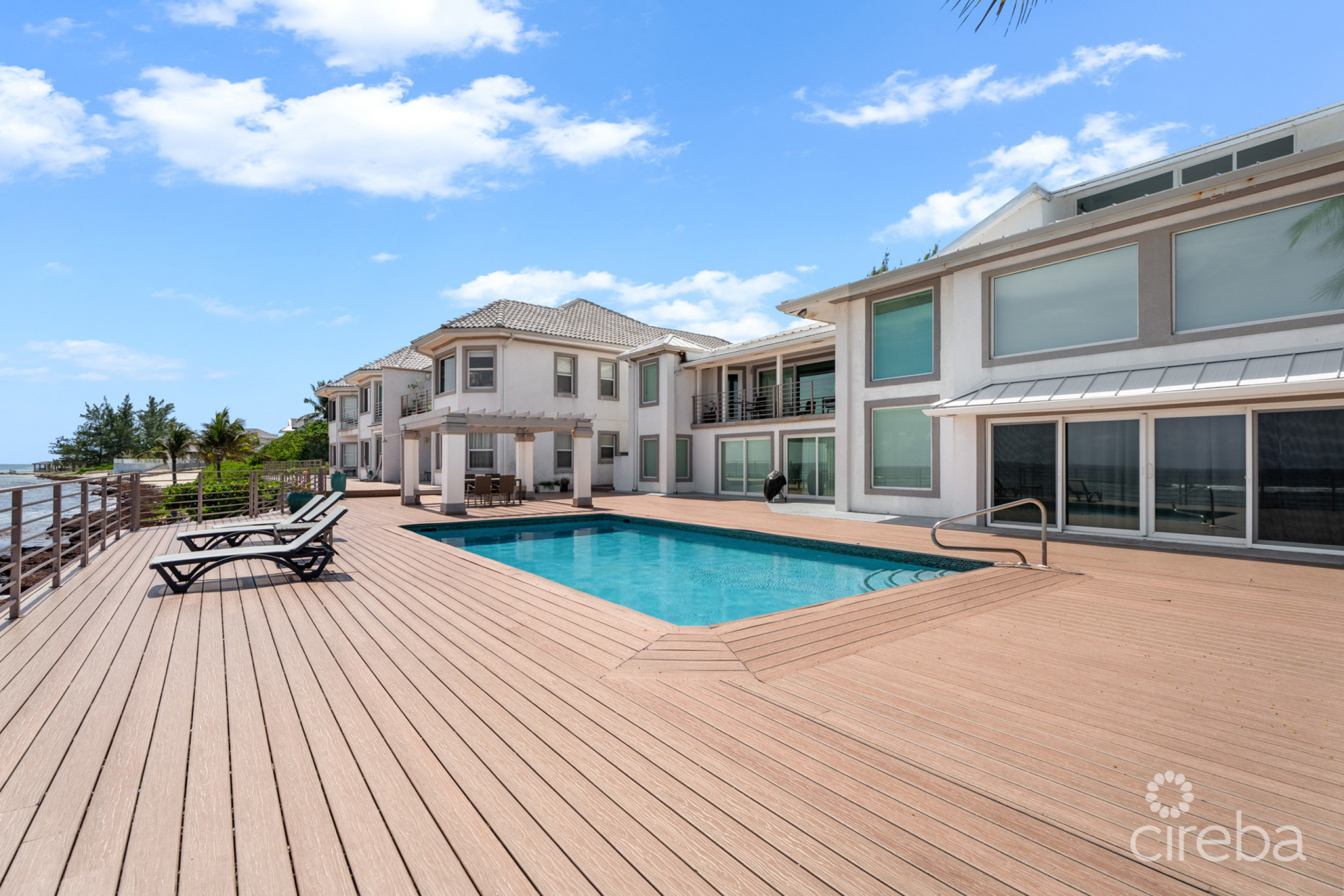 OLD PROSPECT GROVES - OCEANFRONT RESIDENCE #11