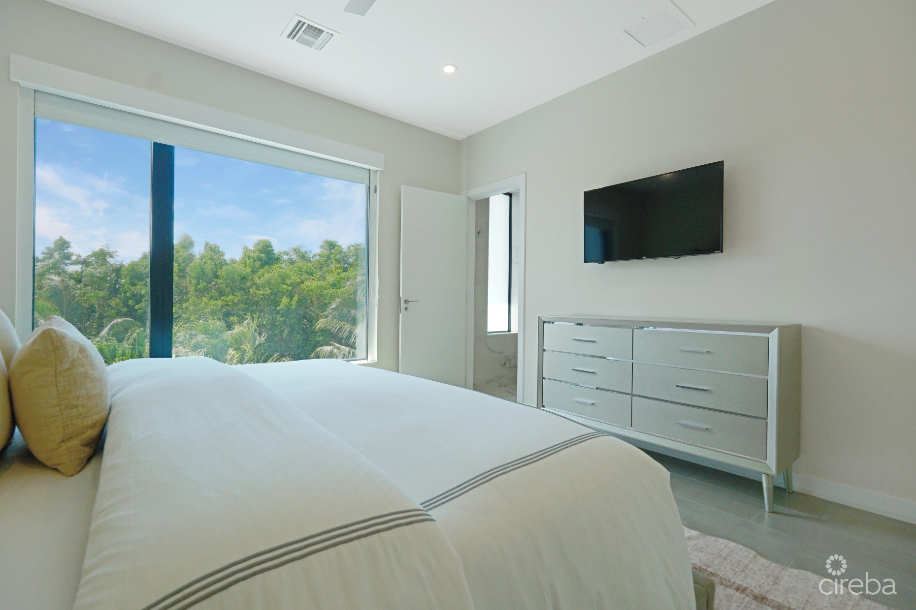 VELA 164 - 3 BEDROOM TOWNHOME