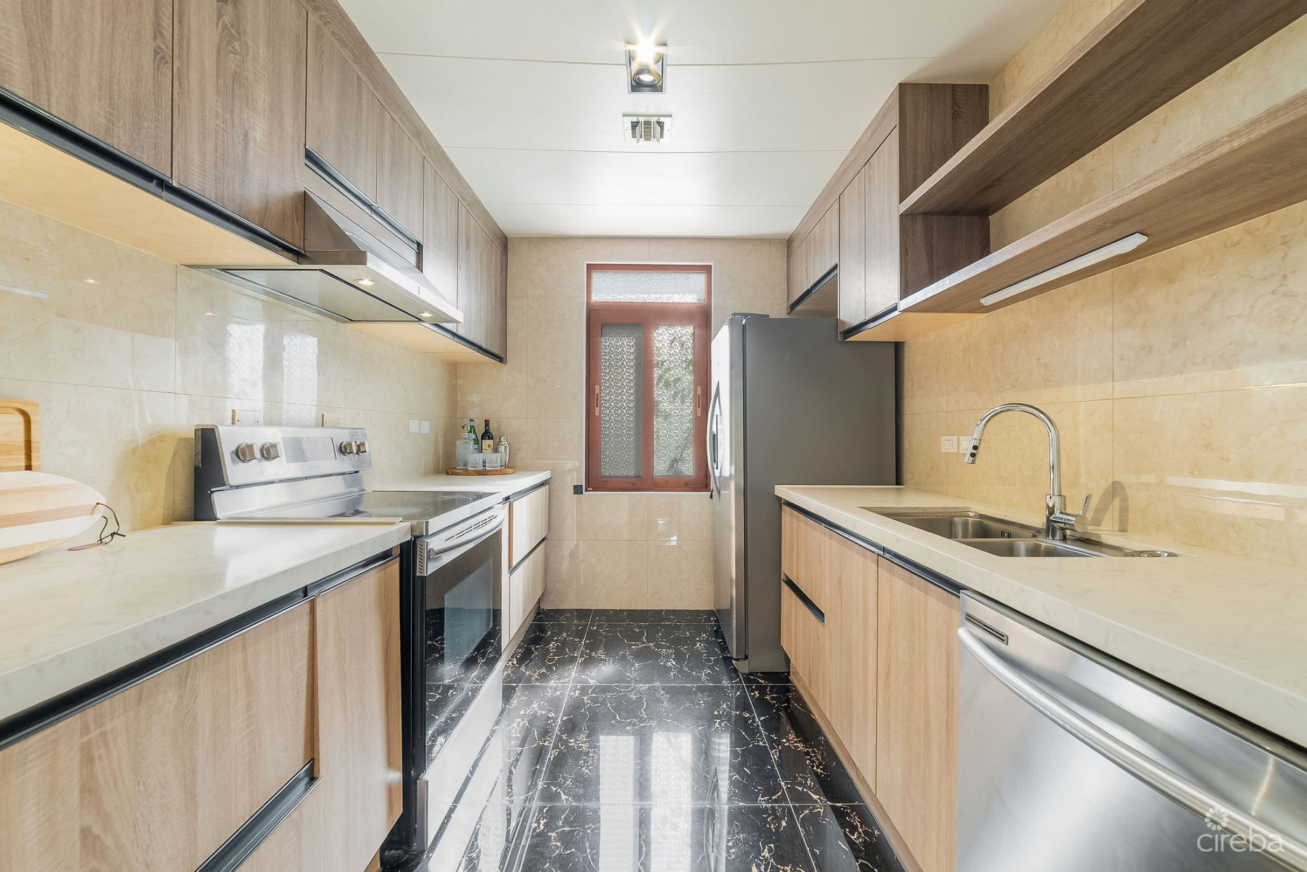 A WATERFRONT OPPORTUNITY IN AUBURN BAY, PROSPECT