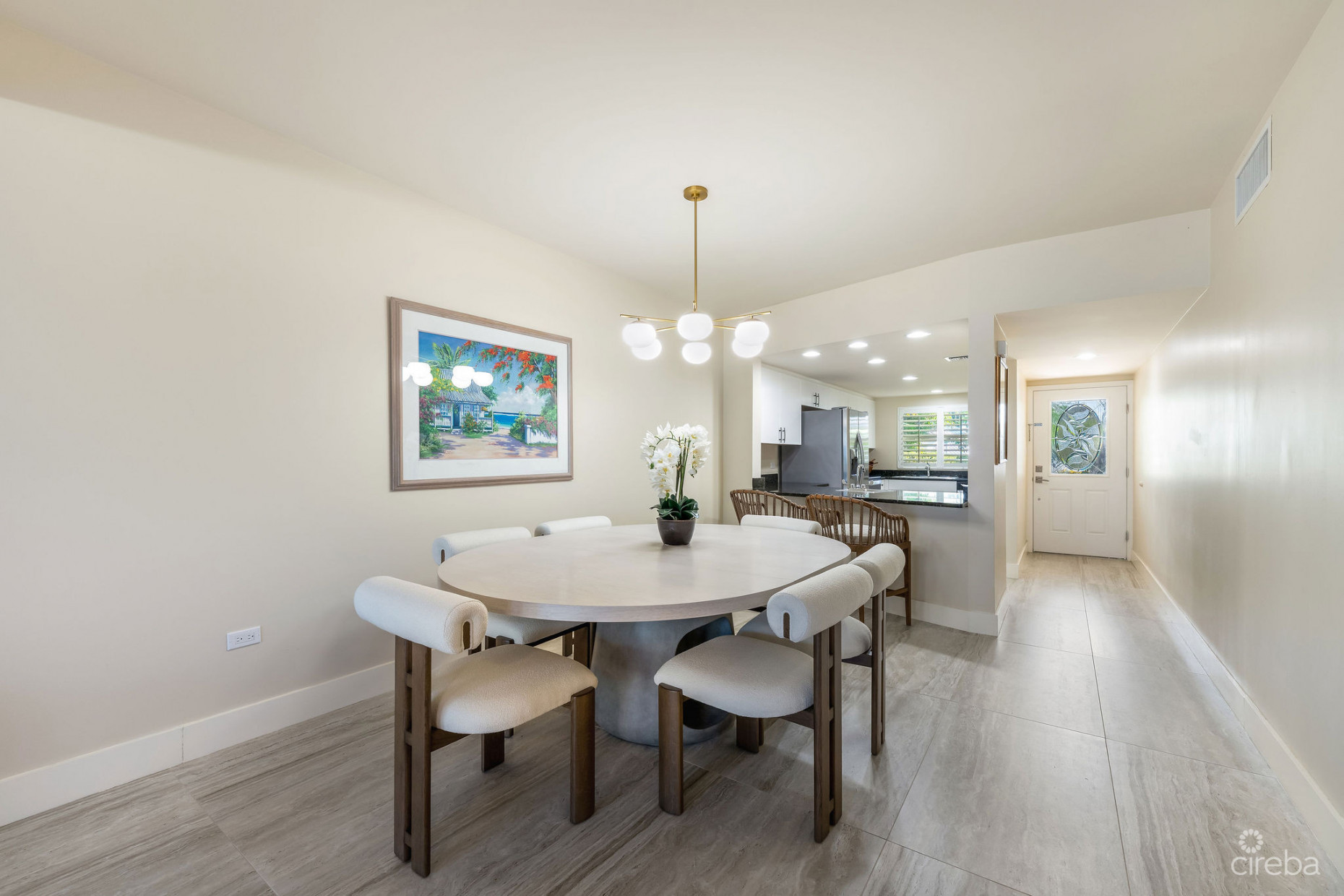 BEACHFRONT BLISS AT CAYMAN CLUB | SEVEN MILE BEACH