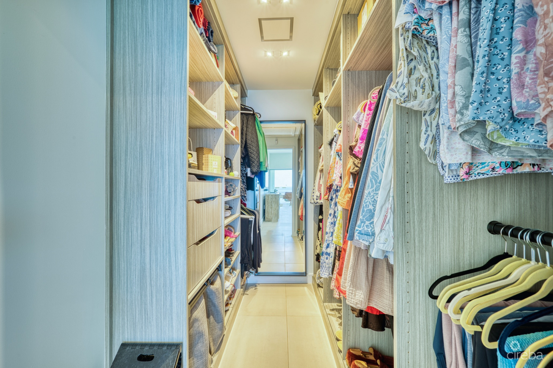 OCEANA PENTHOUSE: REDEFINING OCEANFRONT LUXURY