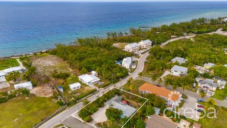 STARLET CRESCENT DUPLEX, WEST BAY