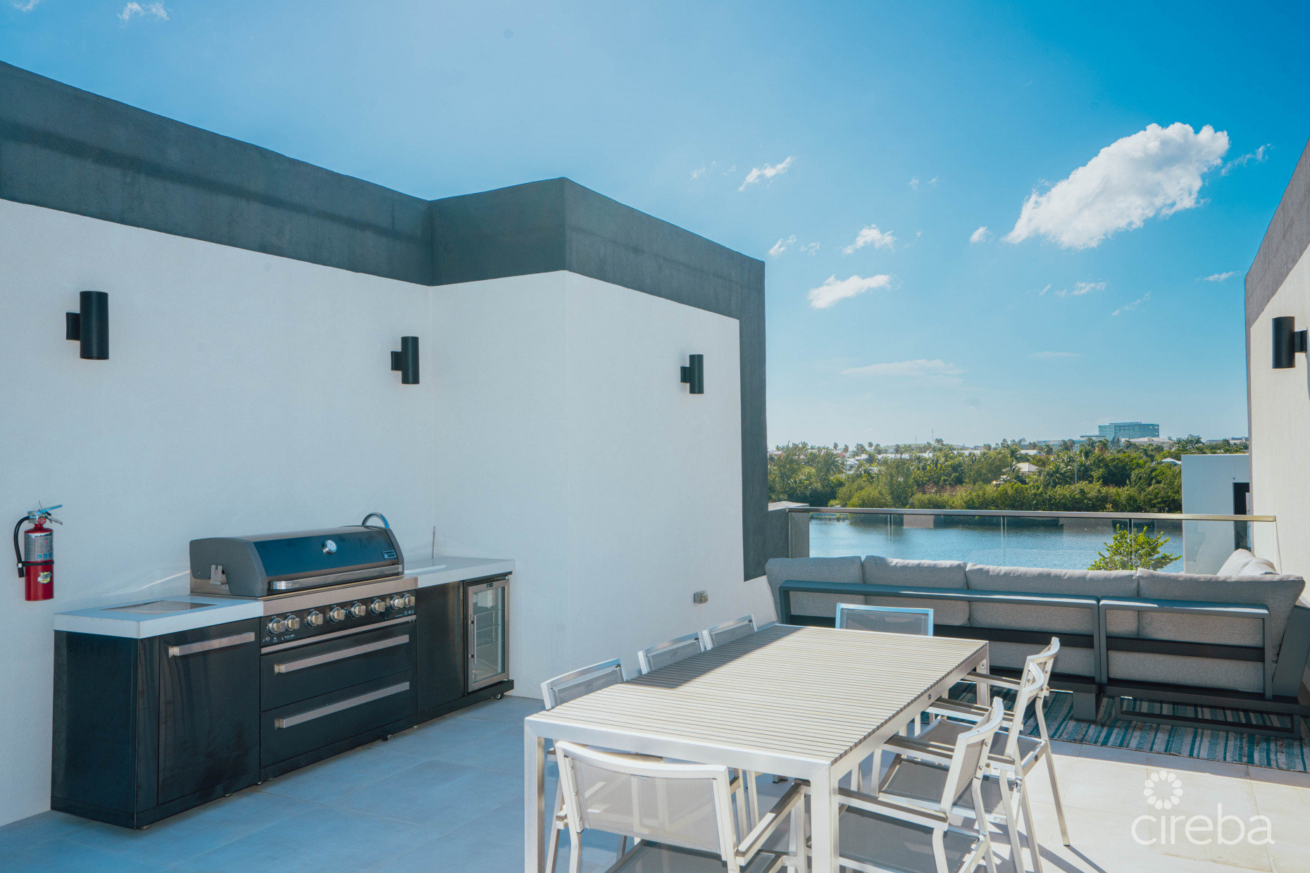 ONE CANAL POINT 7 - THREE BEDROOM TOWNHOME