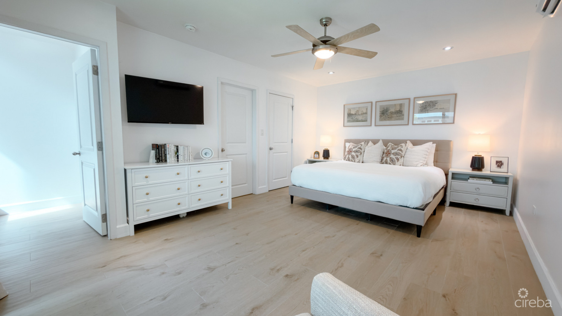 SOUTH BAY ESTATES TOWNHOME