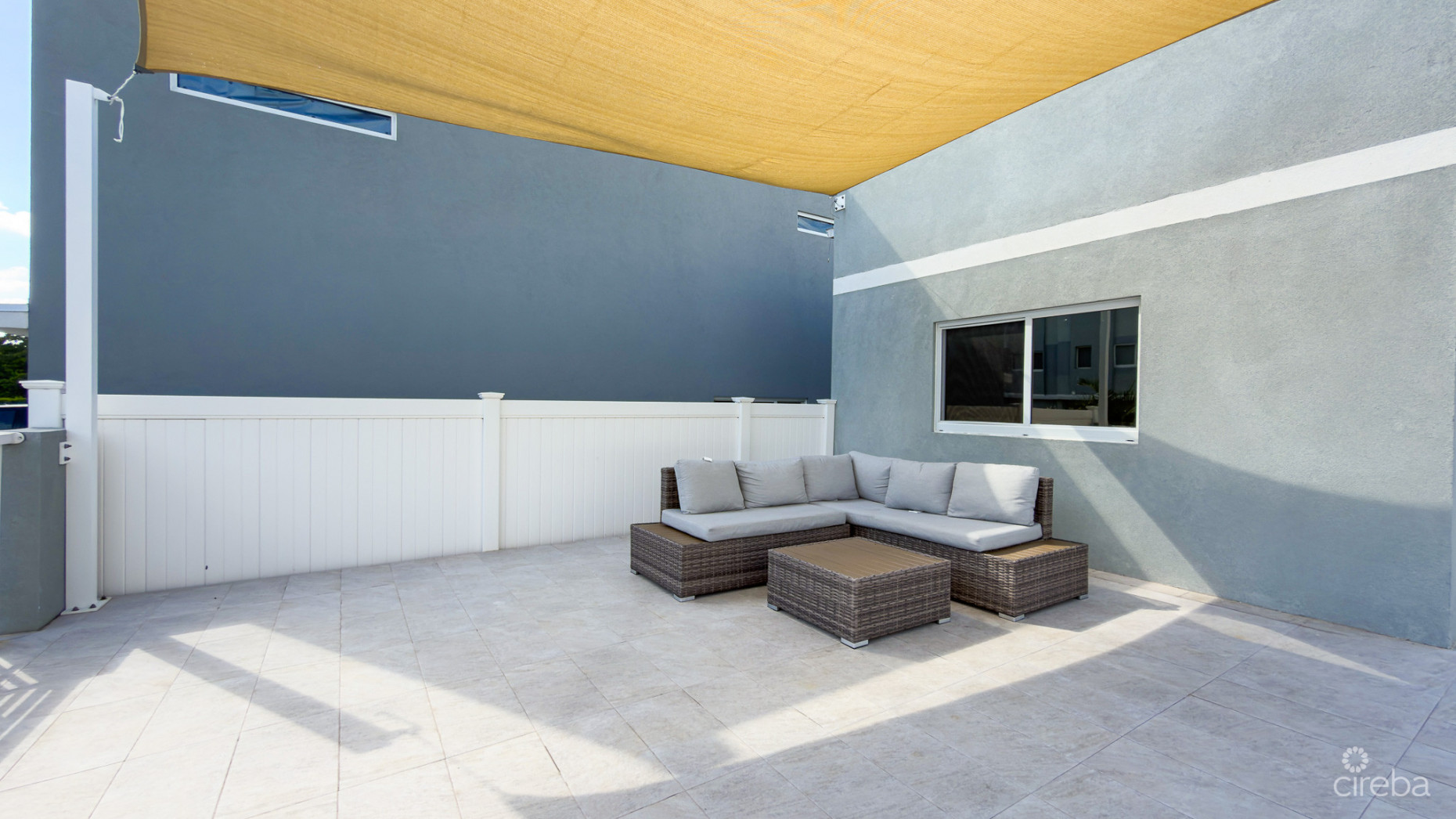 OCEAN REACH 2 BED TOWNHOUSE