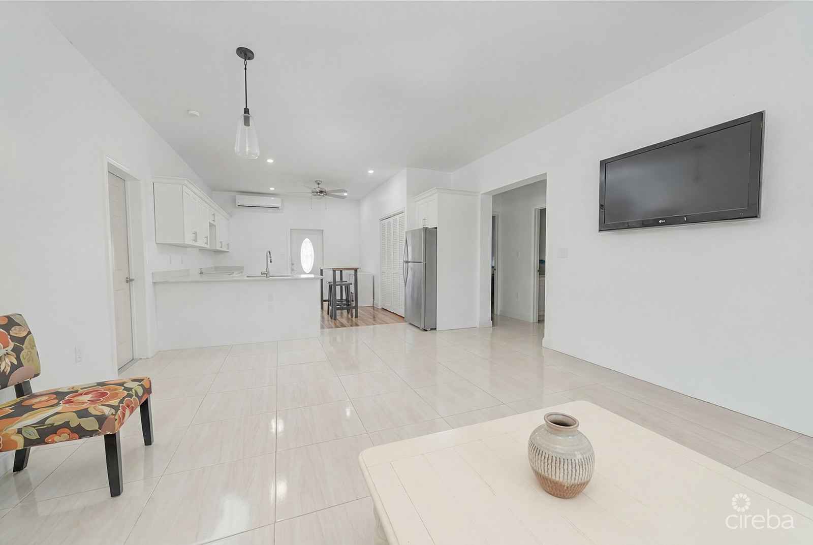 3 BED, SINGLE FAMILY HOME IN LOWER VALLEY