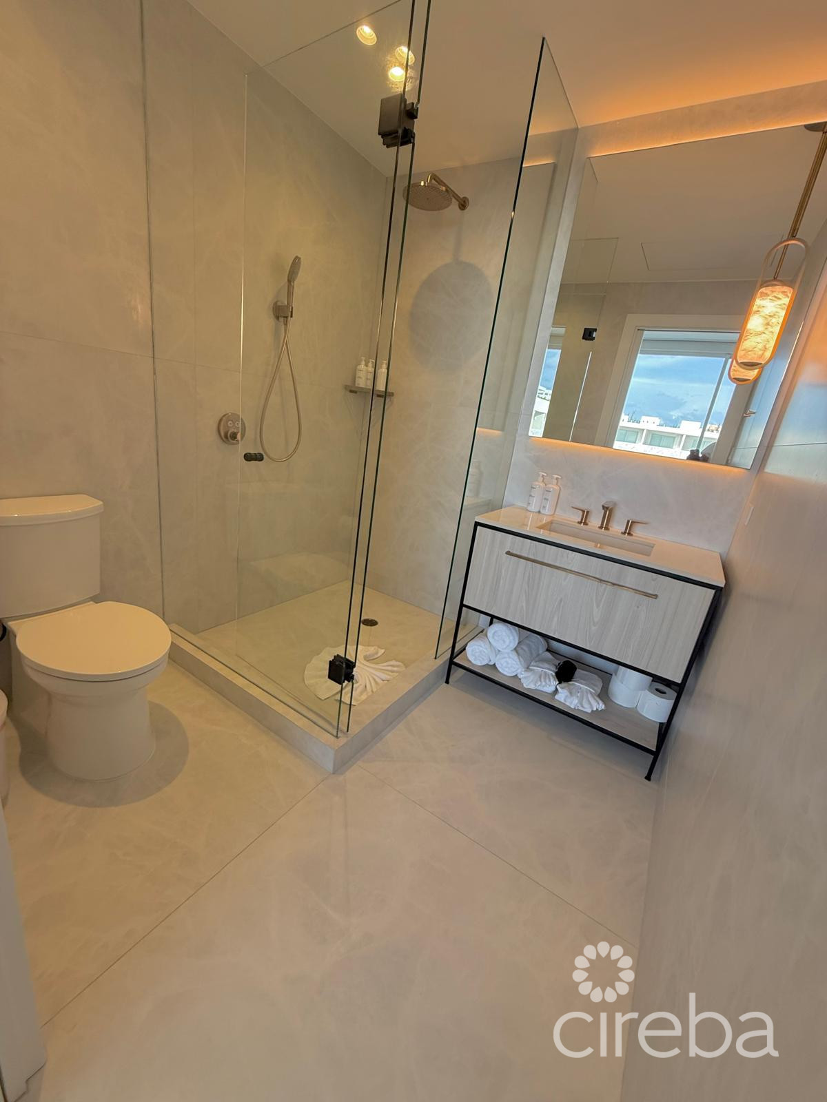 THE GROVE TOO - UNIT 75