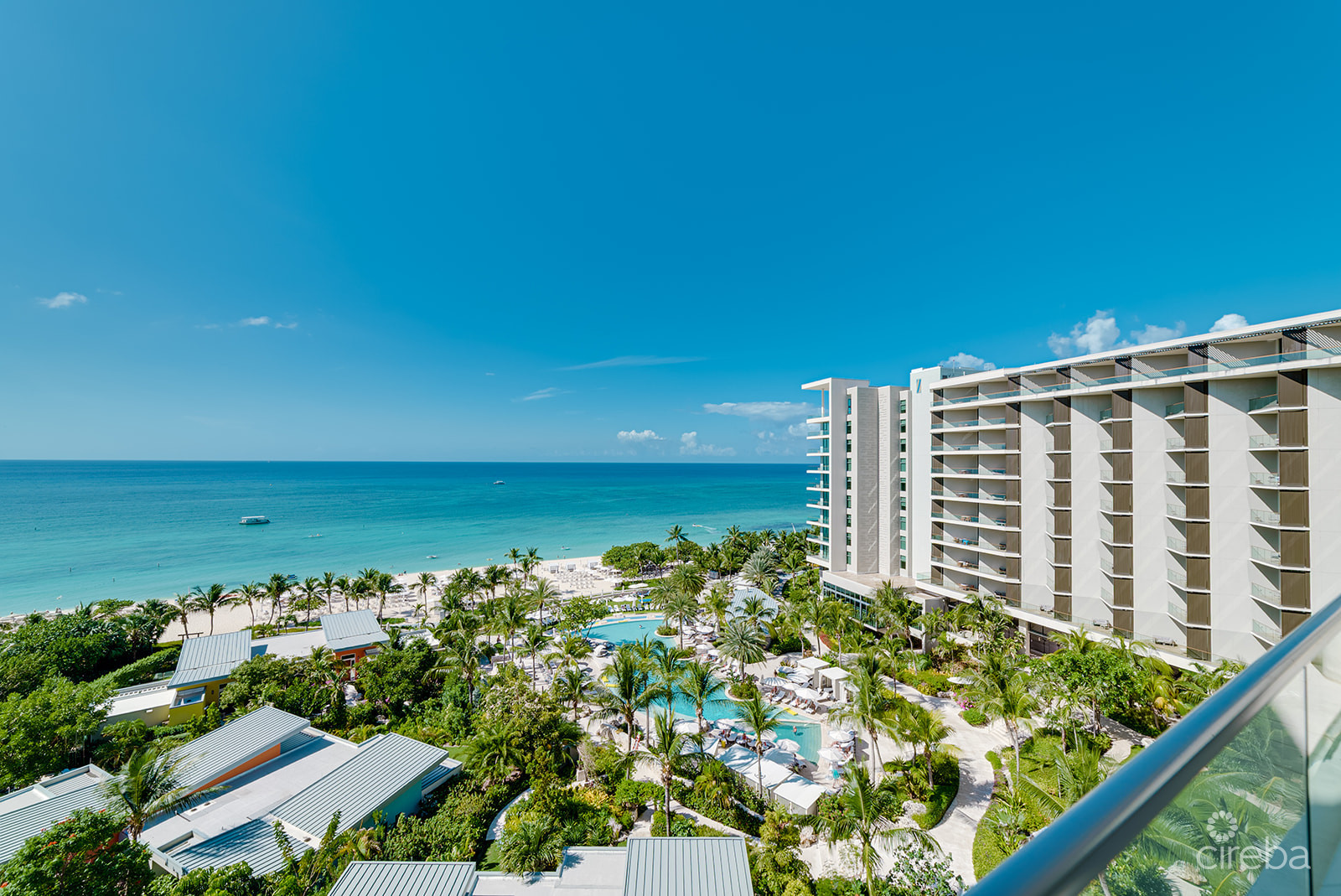 SEAFIRE N802 - SHARED OWNERSHIP OPPORTUNITY ON SEVEN MILE BEACH