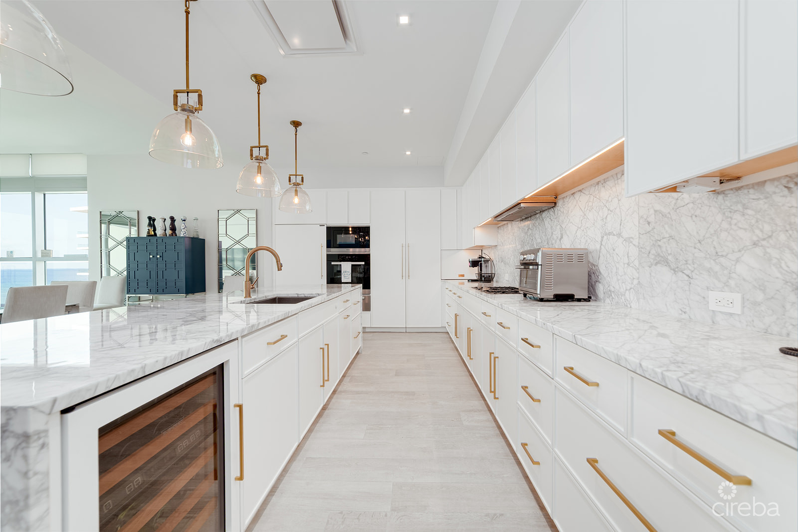 SEAFIRE N802 - SHARED OWNERSHIP OPPORTUNITY ON SEVEN MILE BEACH