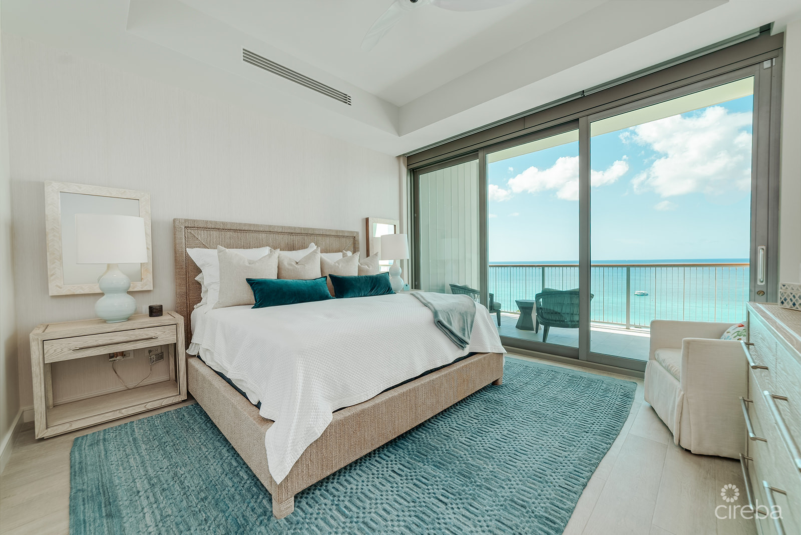 SEAFIRE N802 - SHARED OWNERSHIP OPPORTUNITY ON SEVEN MILE BEACH