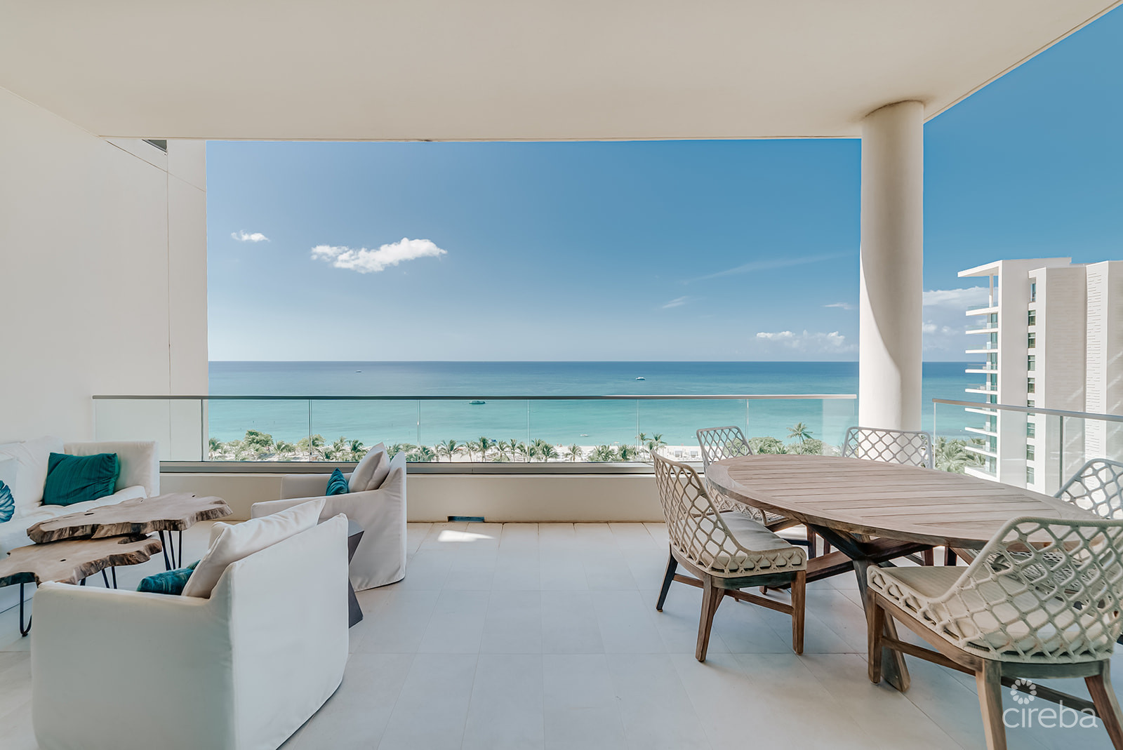 SEAFIRE N802 - SHARED OWNERSHIP OPPORTUNITY ON SEVEN MILE BEACH