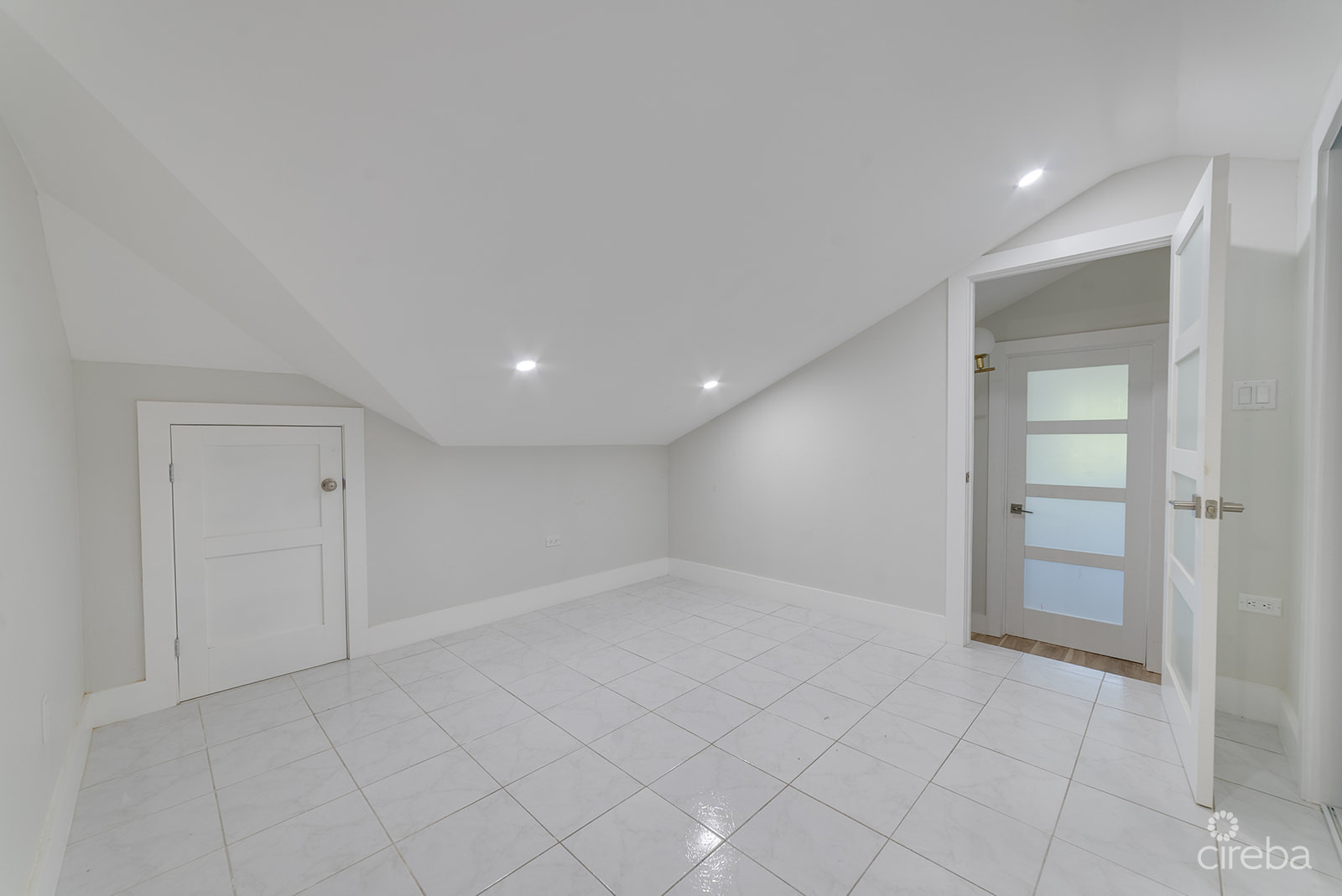 ELEVATED, 6-BEDROOM  SINGLE FAMILY HOME ON A MASSIVE PARCEL