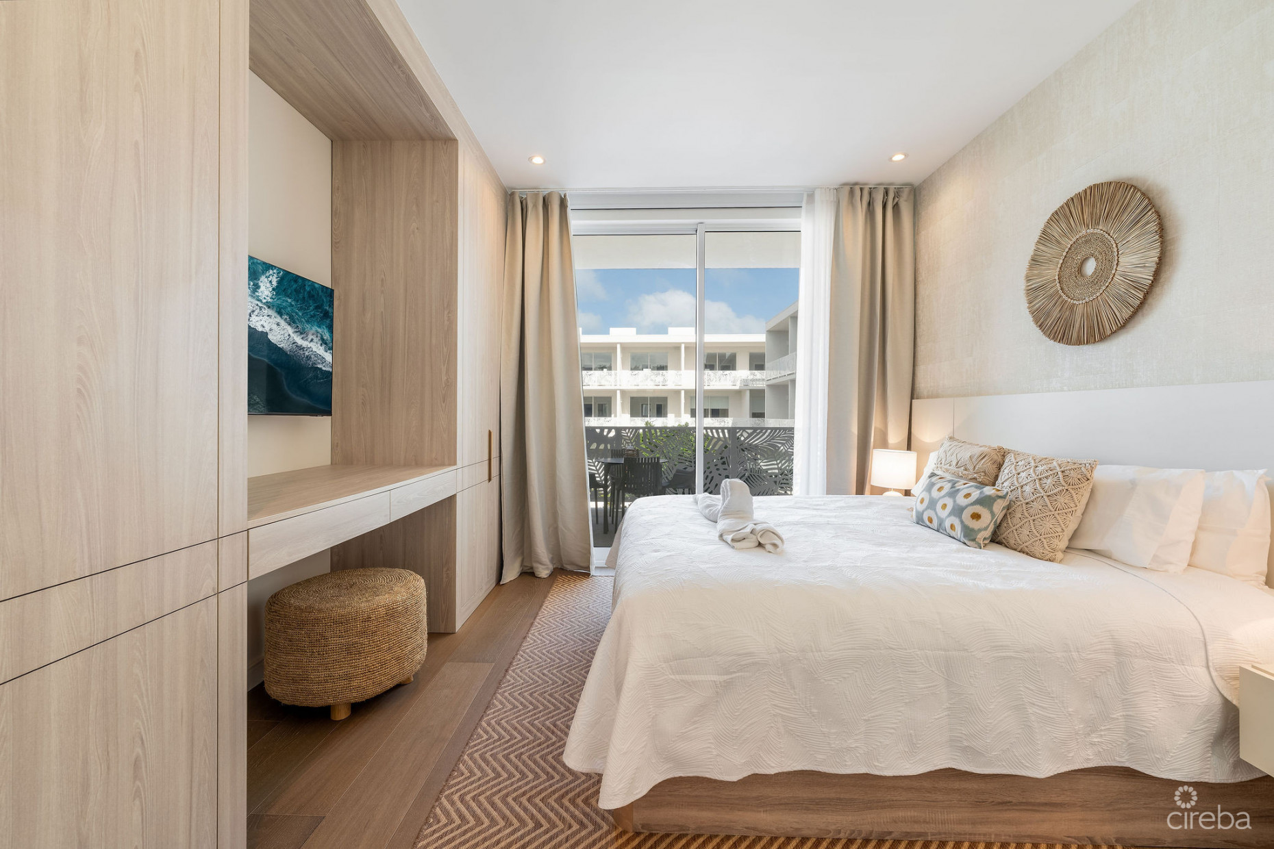 SOLACE AT THE GROVE TOO | SEVEN MILE CORRIDOR