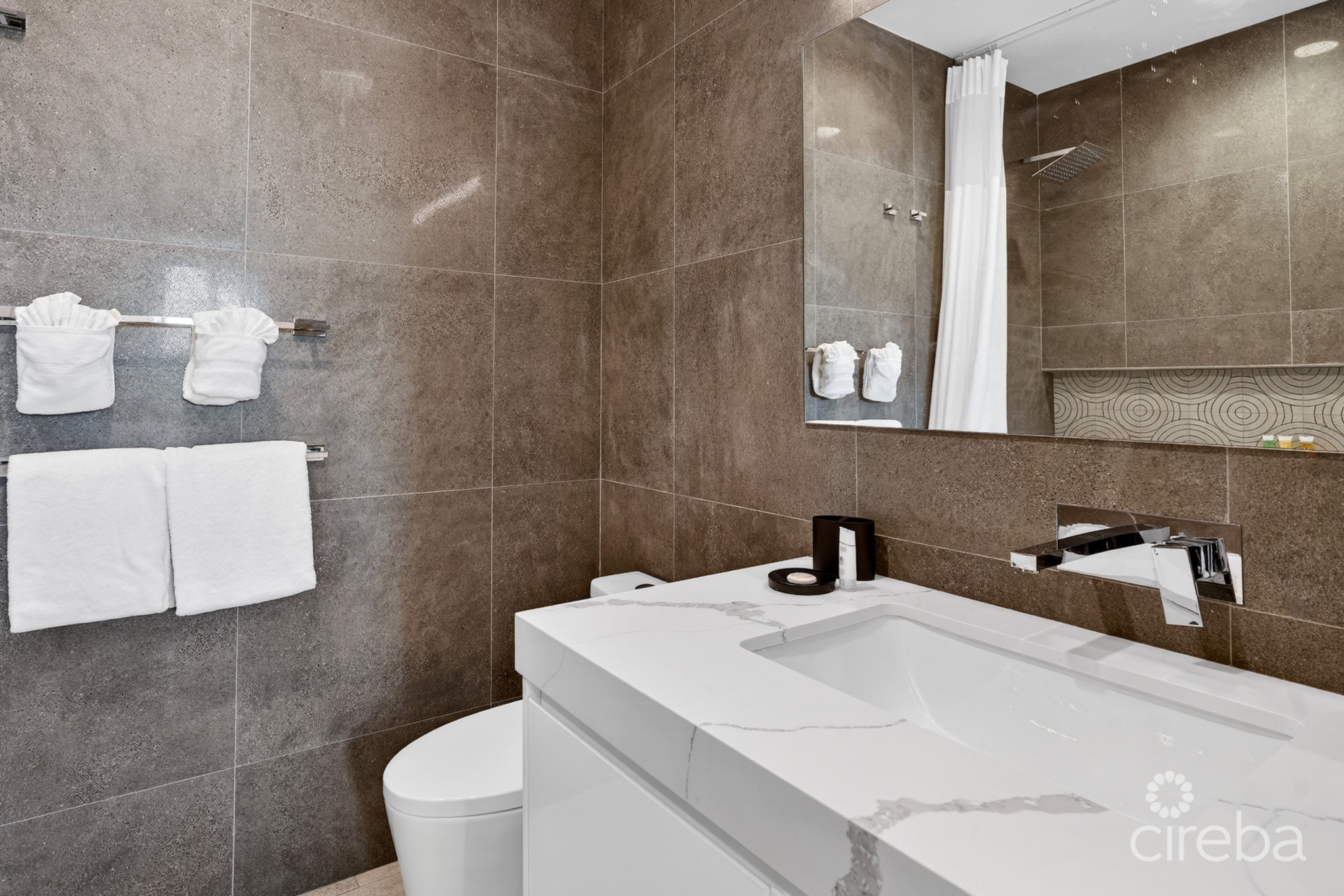 RUM POINT RESORT | RESIDENCE 203 BEACHFRONT CONDO