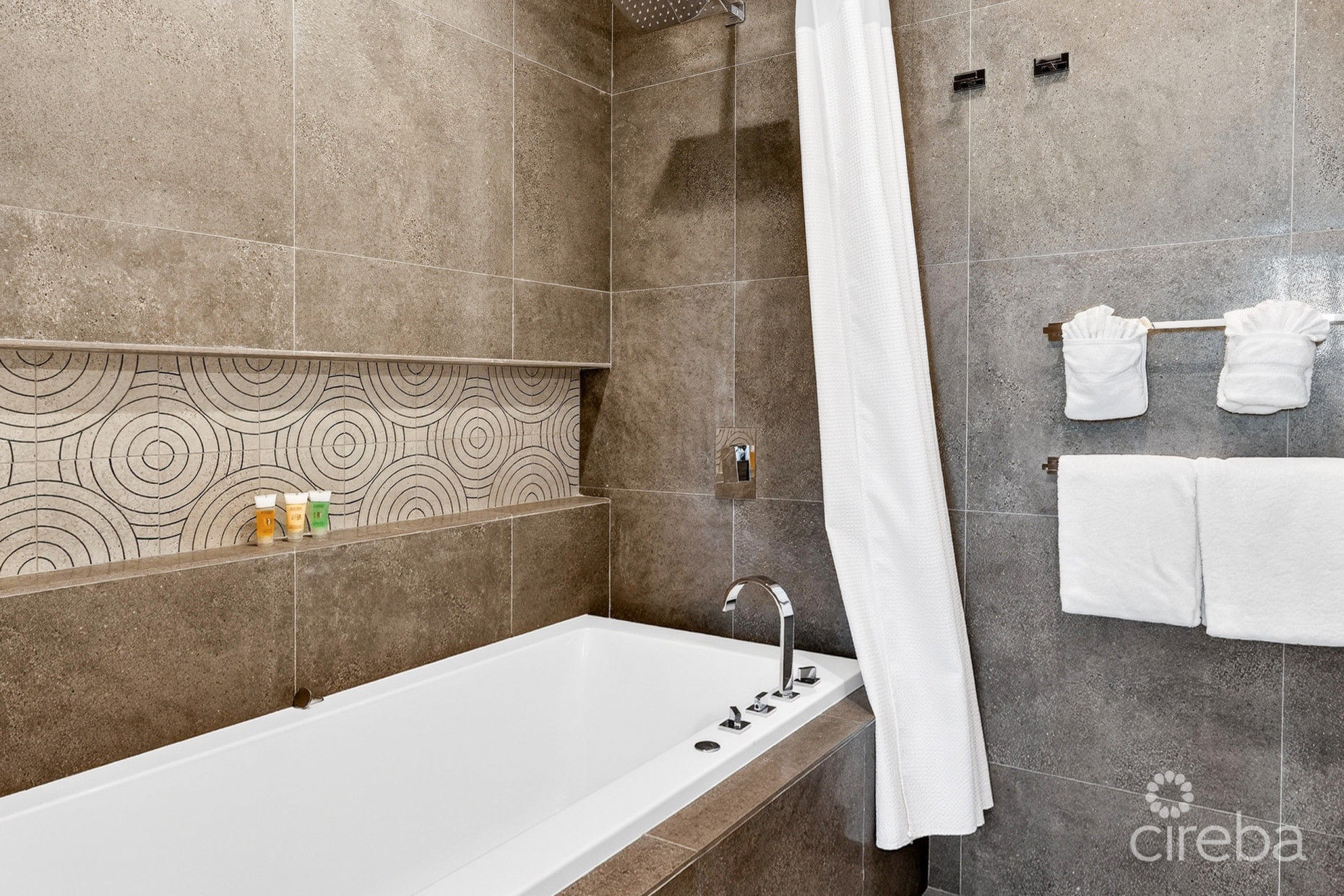 RUM POINT RESORT | RESIDENCE 203 BEACHFRONT CONDO