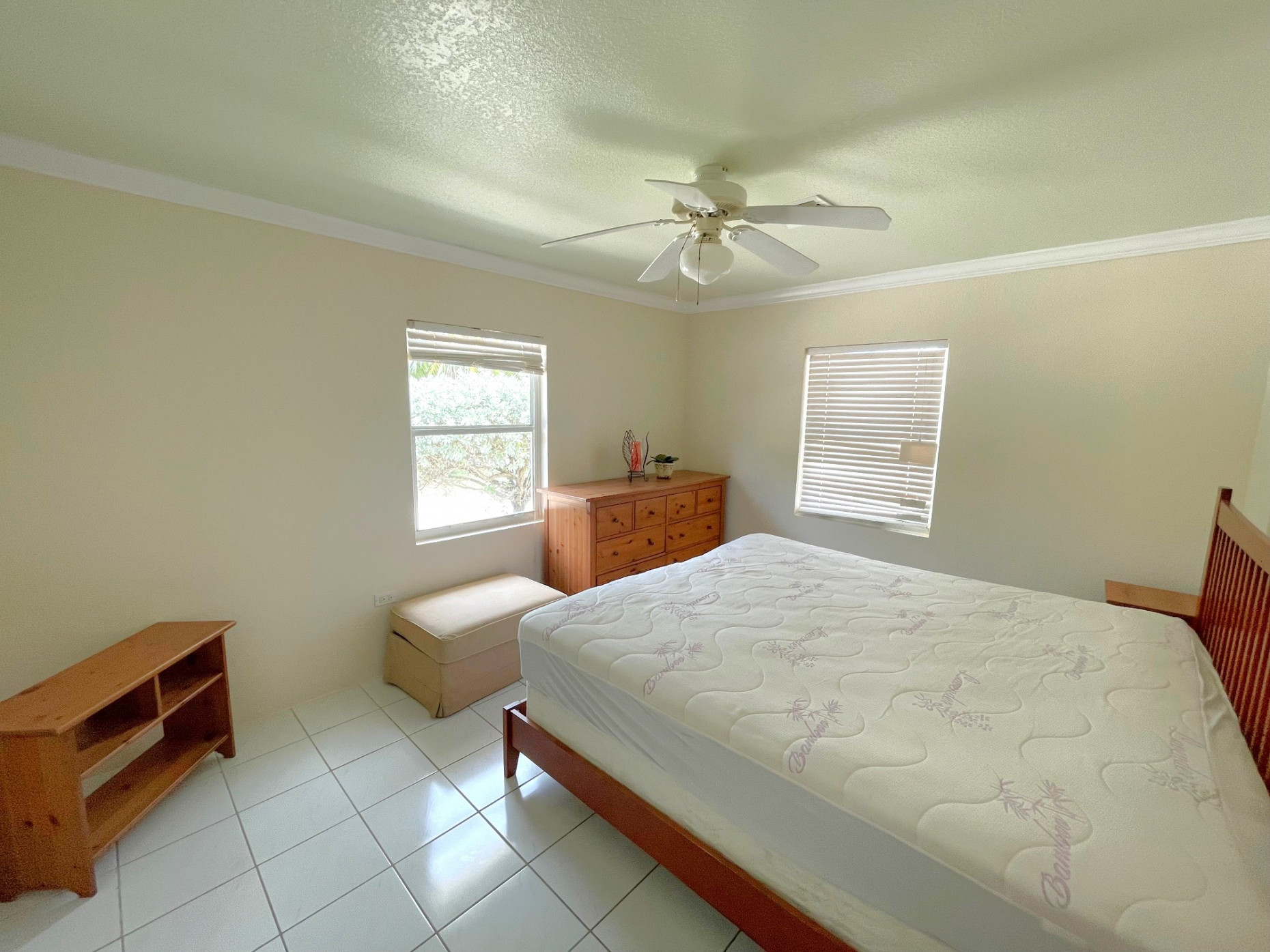 Manse Road - Oceanfront Home