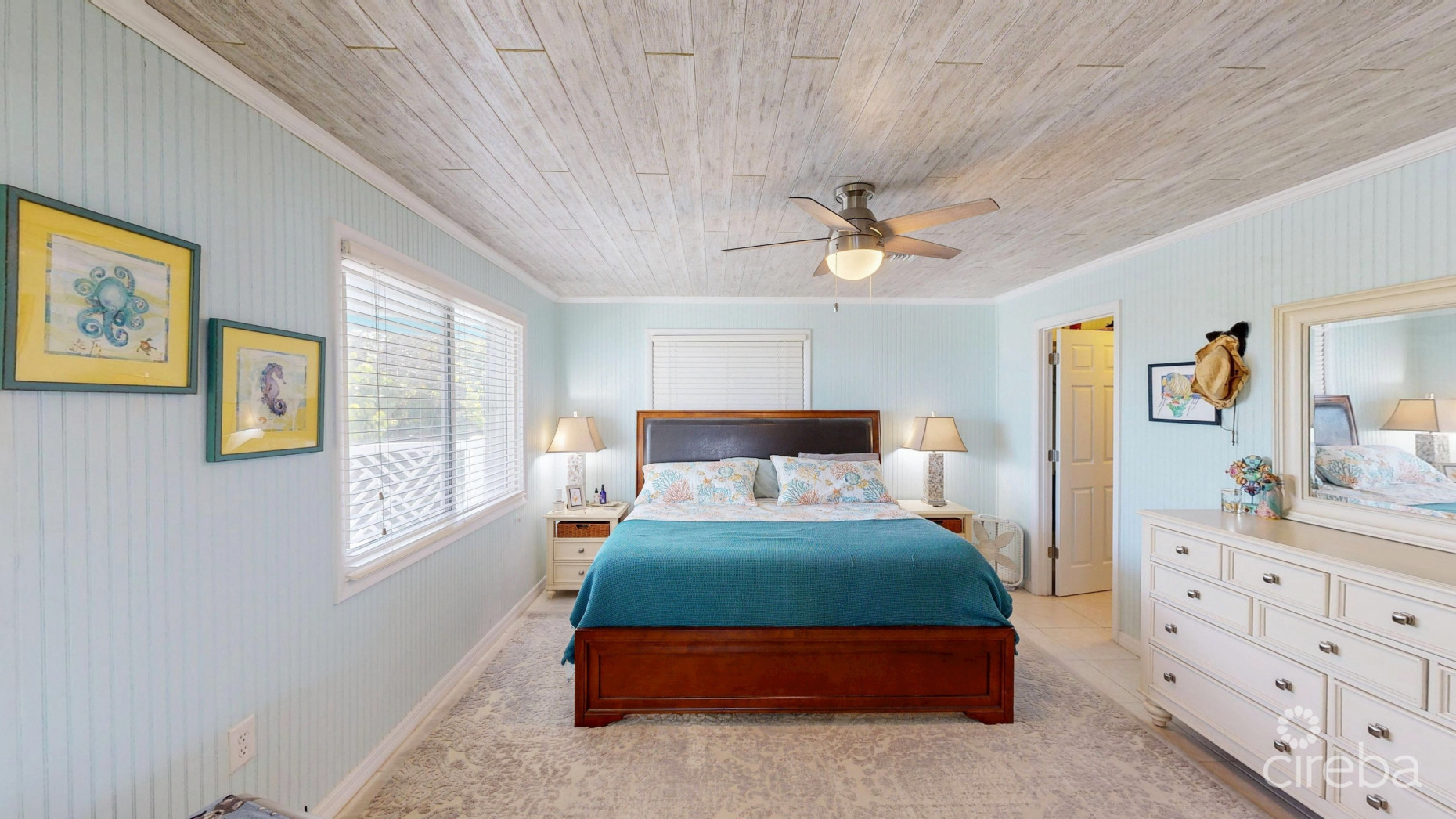 CAYMAN BRAC OCEAN FRONT HOME