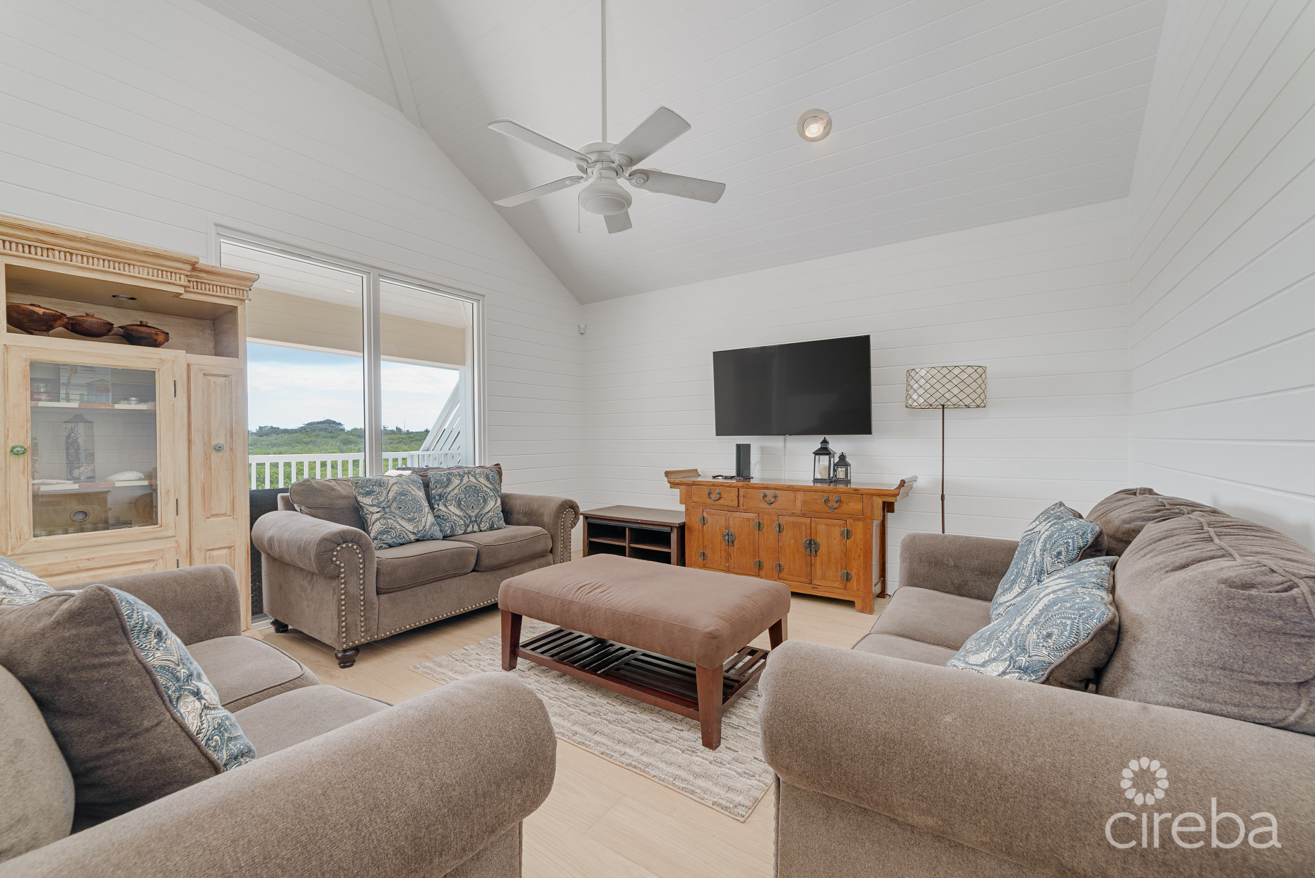 REDUCED! #1 CANAL HOME UNCLE BOB LANE