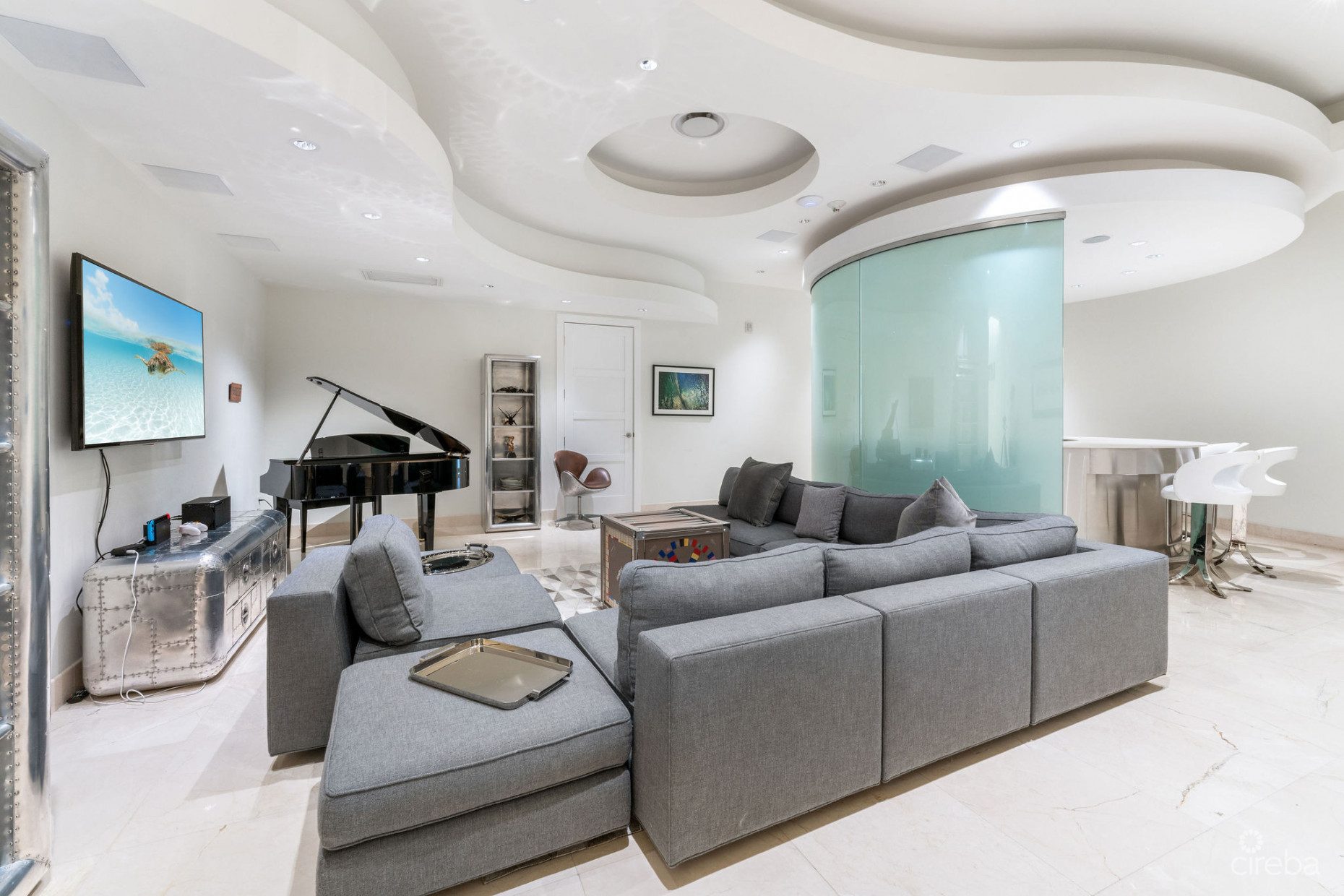 WHITEHALL HOUSE - PRIME COMMERCIAL BUILDING