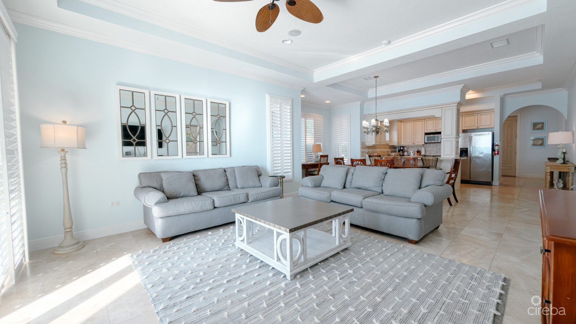 BEACHFRONT CONDO THE CLUB LITTLE CAYMAN