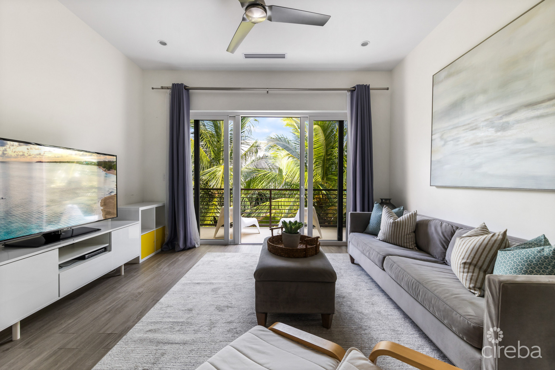 CYPRESS POINTE NORTH 207, CRYSTAL HARBOUR ONE BED CONDO