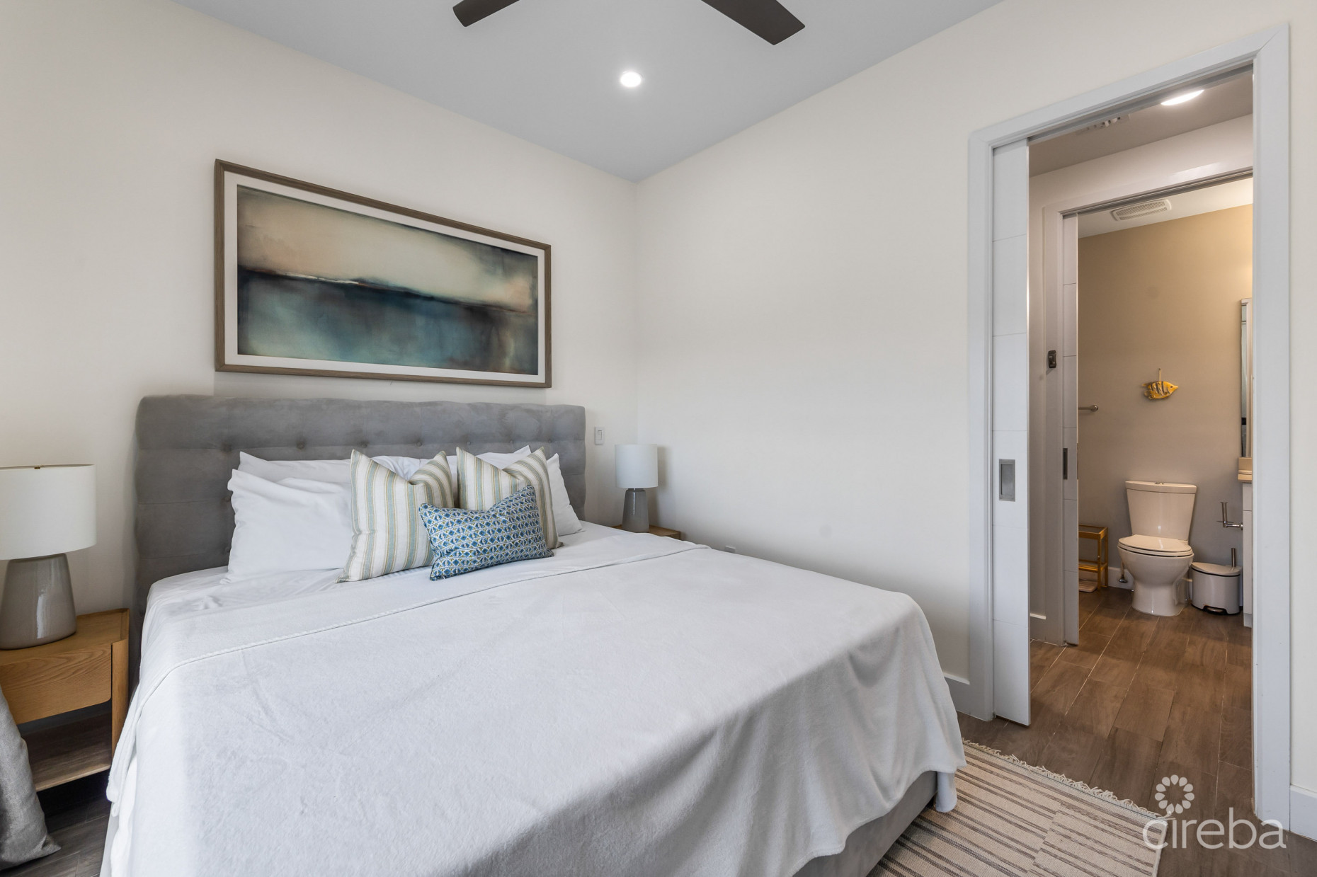 CYPRESS POINTE NORTH 207, CRYSTAL HARBOUR ONE BED CONDO