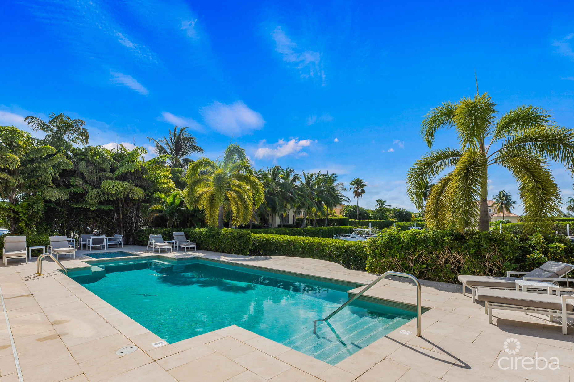 CYPRESS POINTE NORTH 207, CRYSTAL HARBOUR ONE BED CONDO