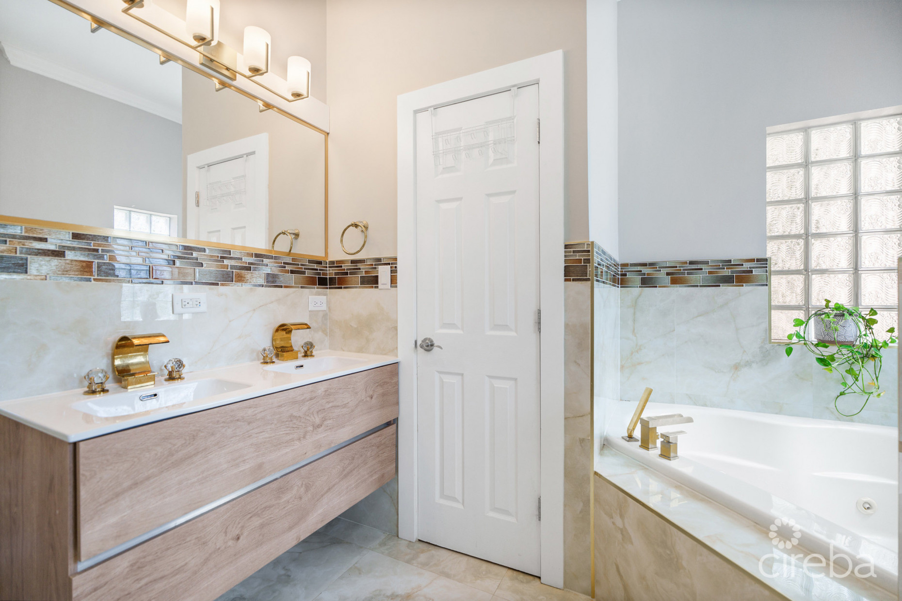 PROSPECT DRIVE, 3 BED FAMILY HOME