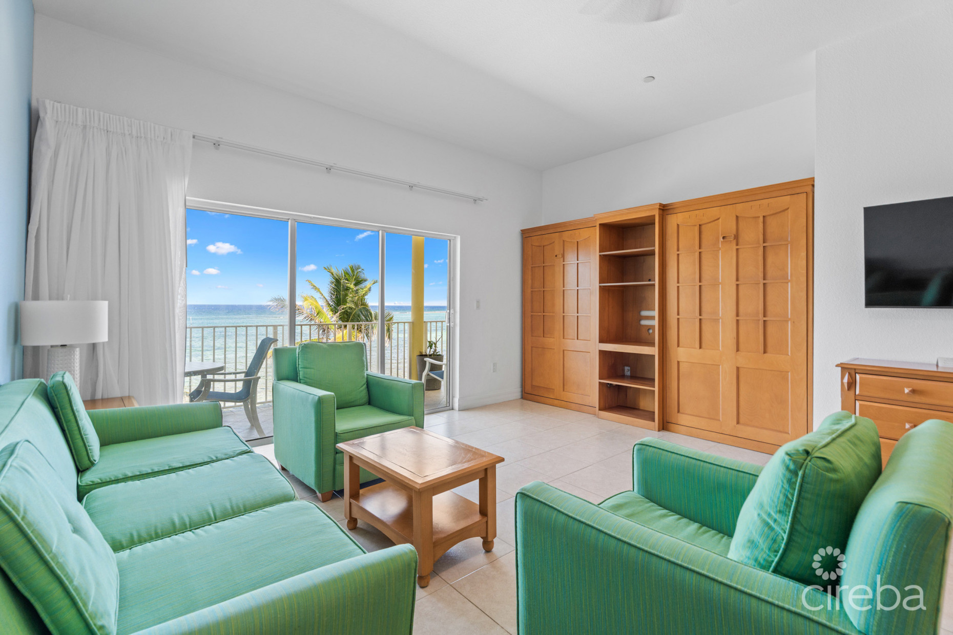 CASTAWAY COVE BEACHFRONT - 2 BED, 2 BATH, A AND B LOCK OFF UNIT