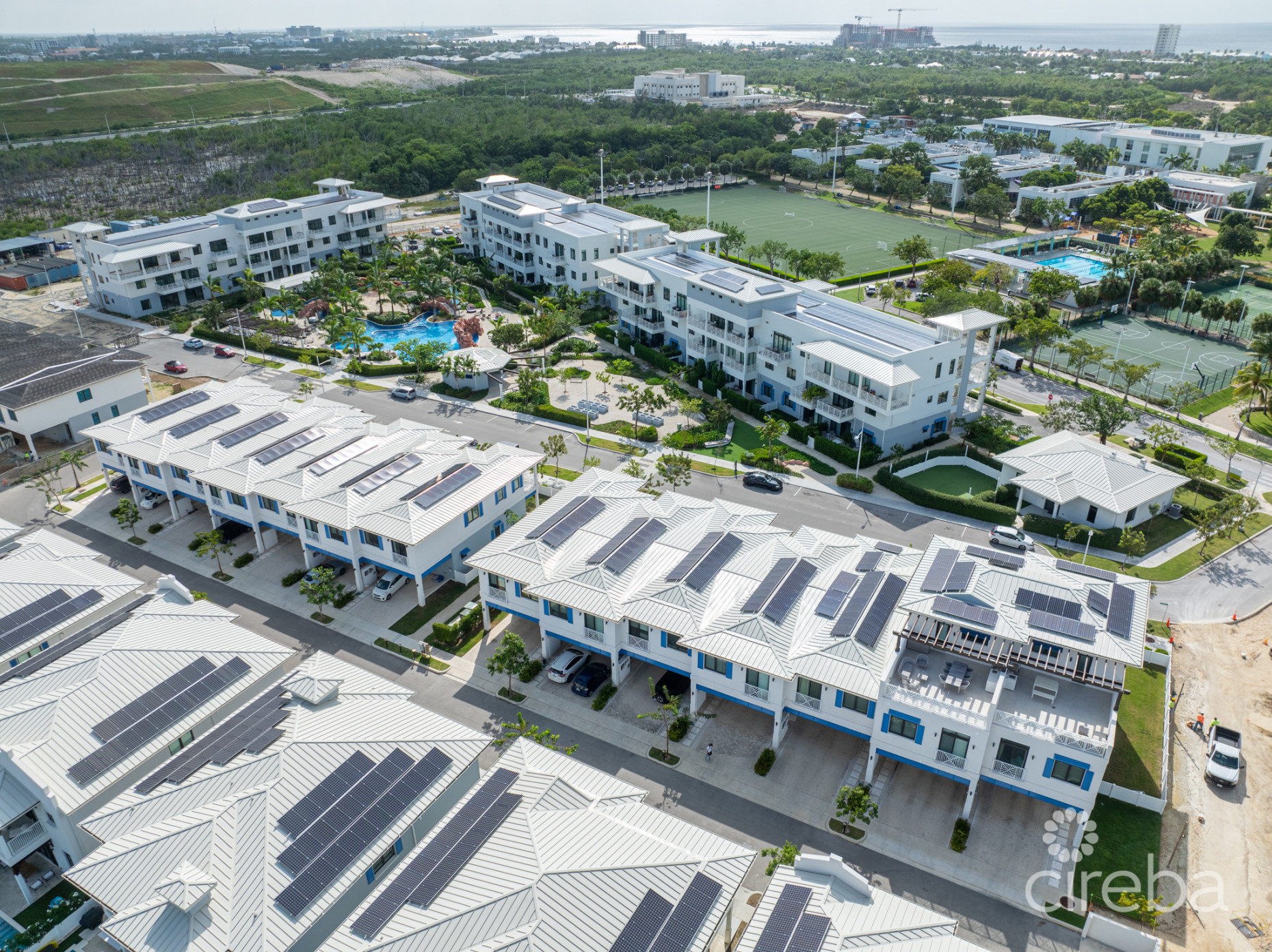 OLEA 3 BED CANAL FRONT DUPLEX