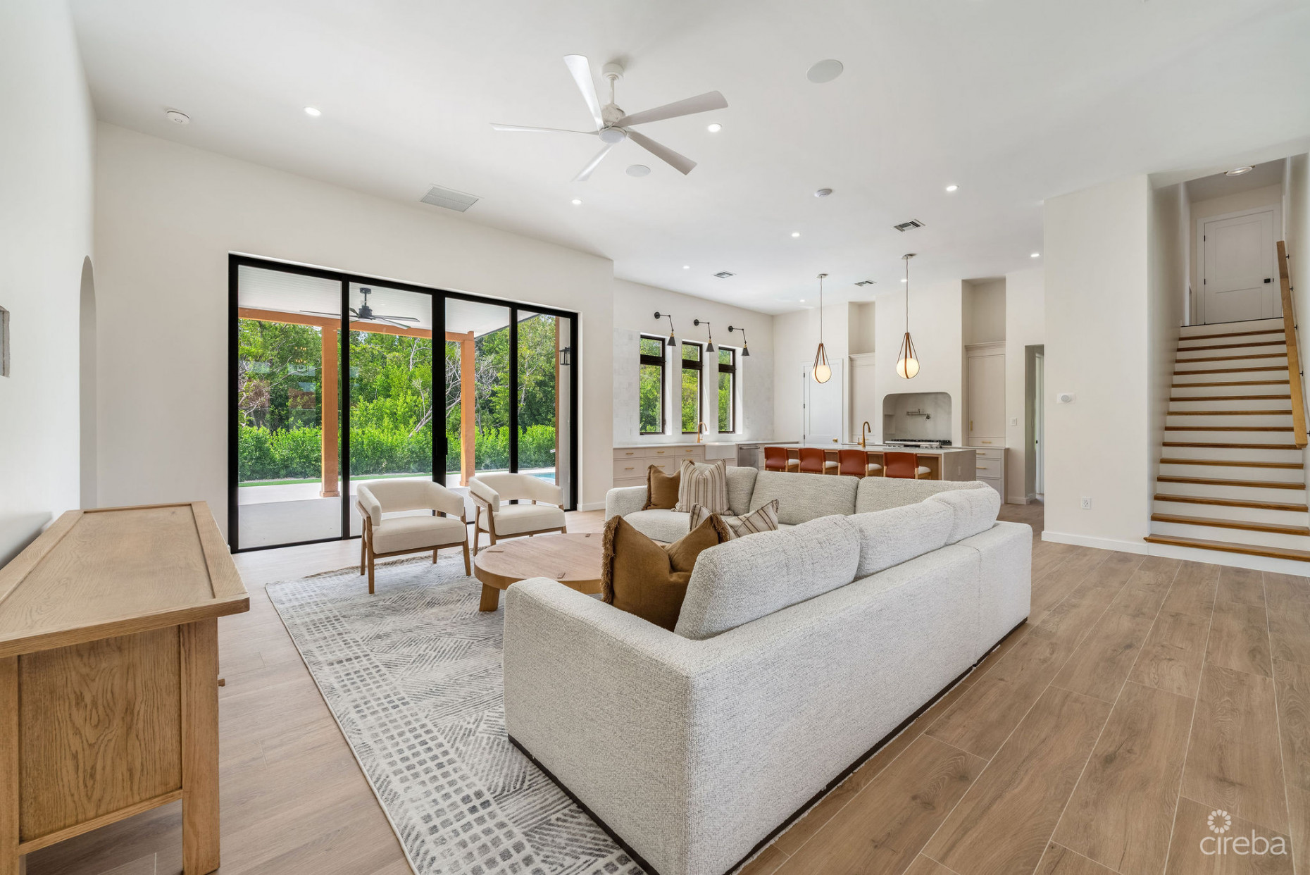 BEL AIR DR, SOUTH SOUND - CUSTOM NEW BUILD