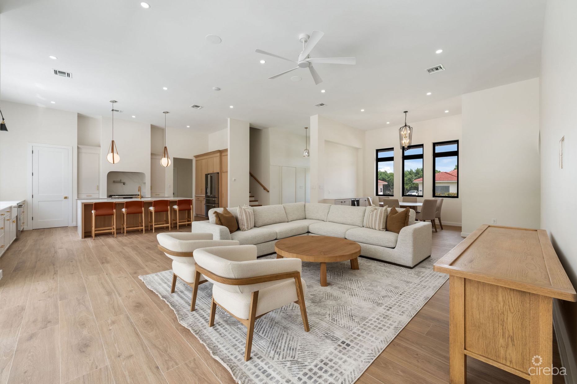 BEL AIR DR, SOUTH SOUND - CUSTOM NEW BUILD