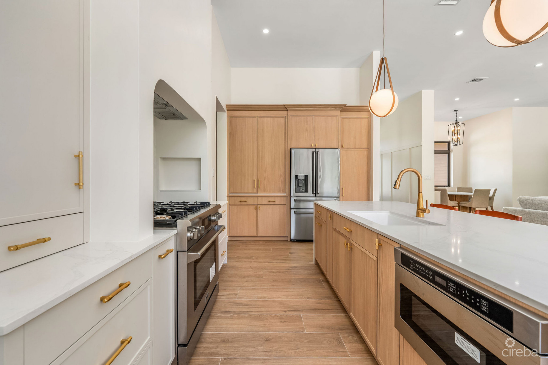 BEL AIR DR, SOUTH SOUND - CUSTOM NEW BUILD