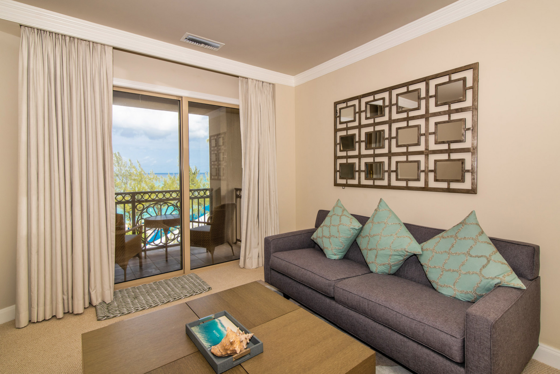 Ritz-carlton Private Residence #608 North Tower