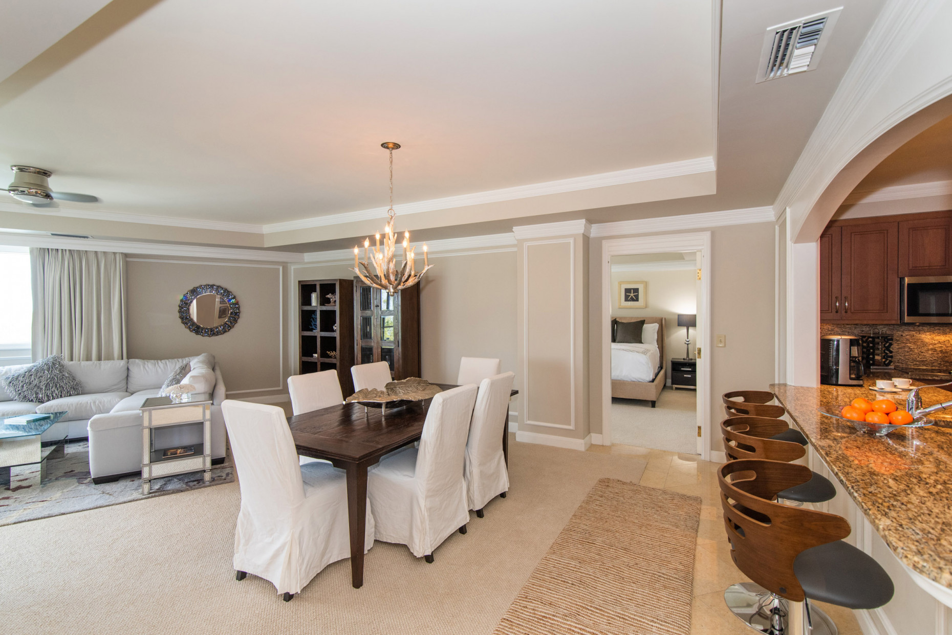 Ritz-carlton Private Residence #608 North Tower